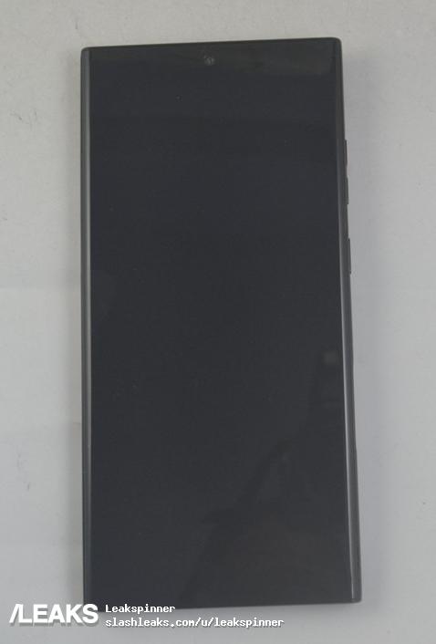 class="wp-image-3075225"