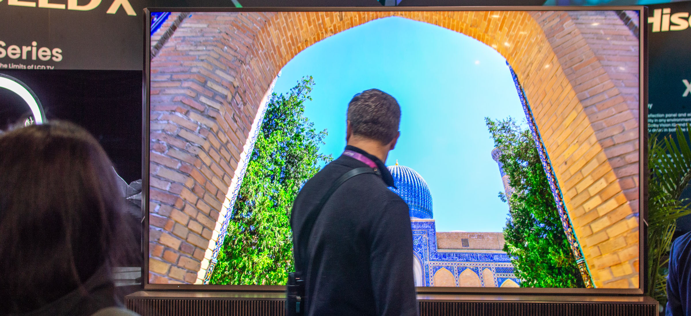 Hisense telewizory 2023 CES