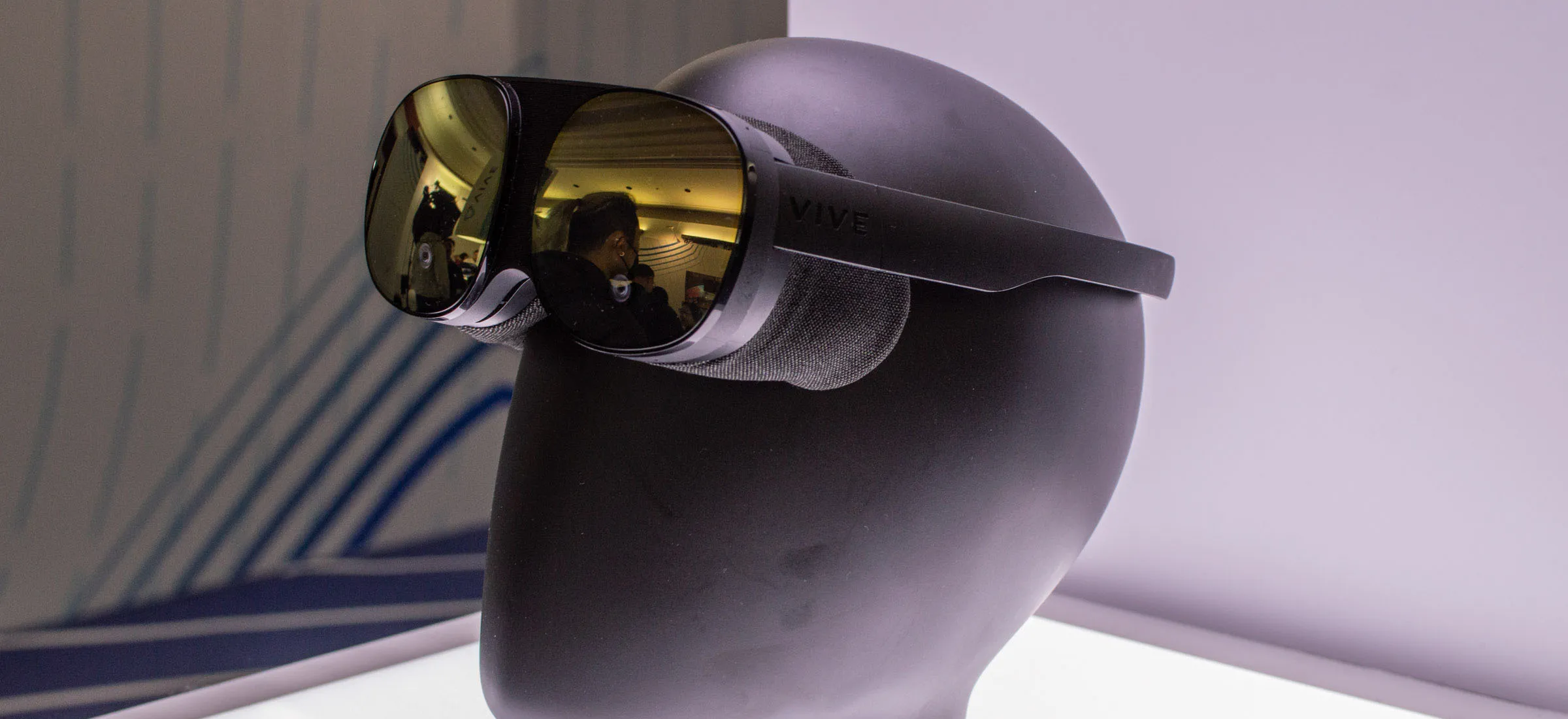 HTC Vive XR Elite