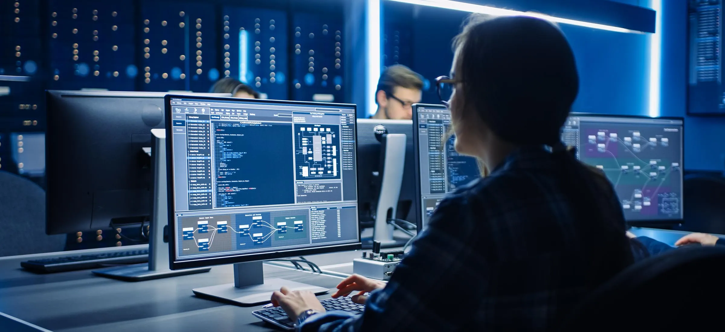 Sztuczna inteligencja zwolni programistów. Na szczęście zatrudni ich w nowej roli
