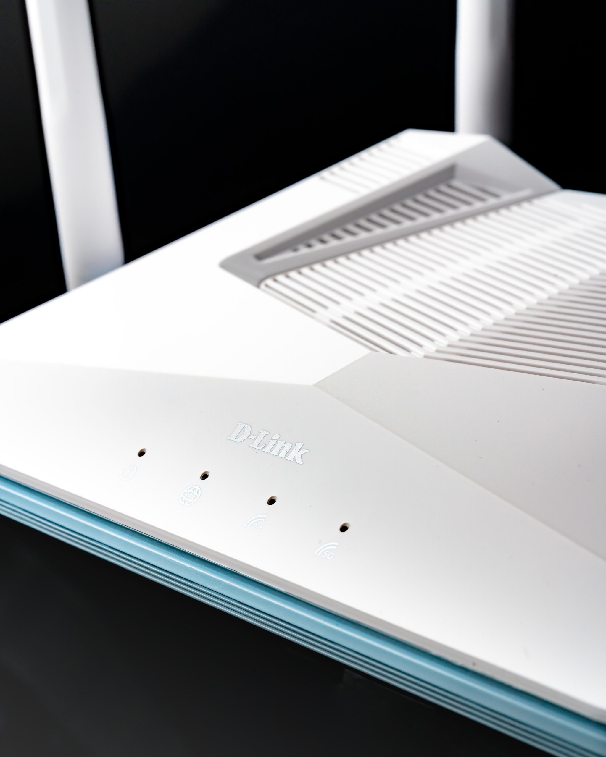 D-Link Eagle Pro AI AX3200 Smart Router R32