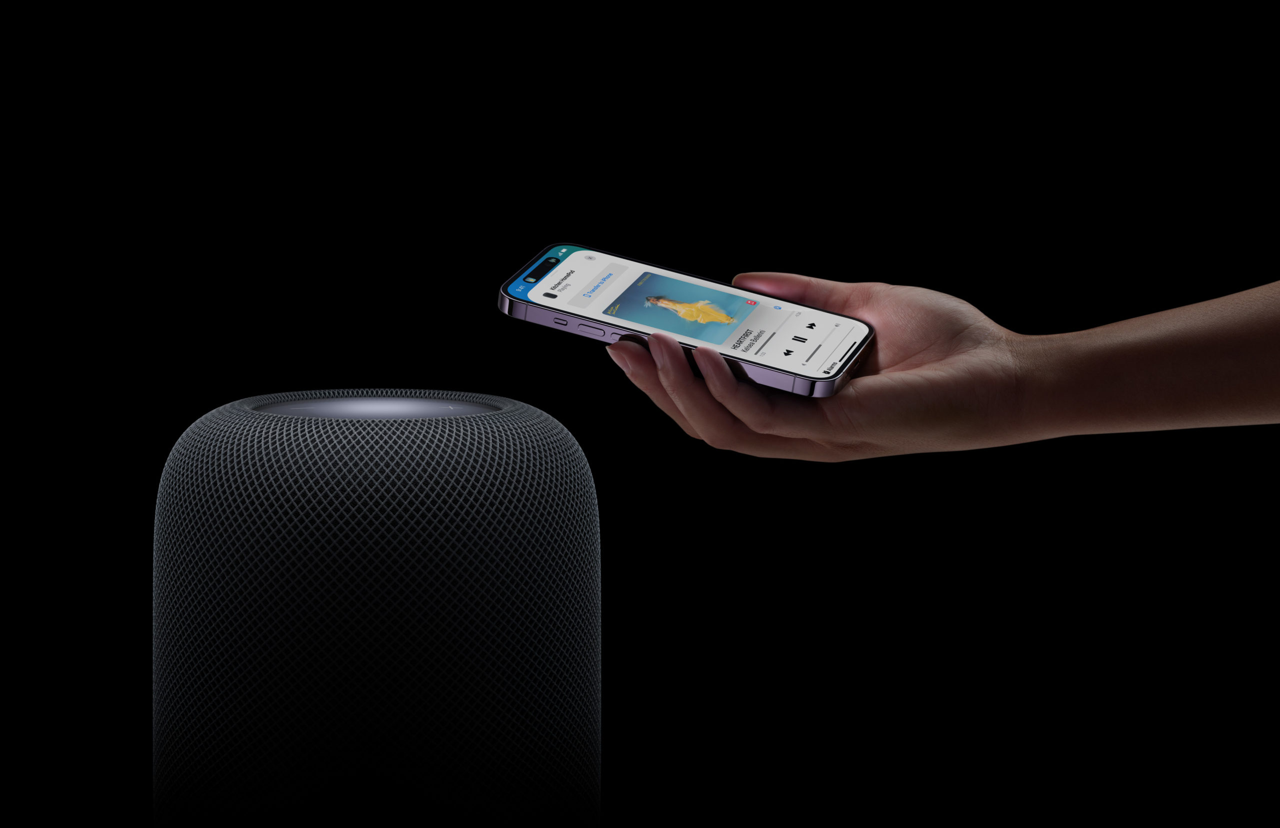 HomePod z ekranem. Od rana siedzę i myślę komu to potrzebne