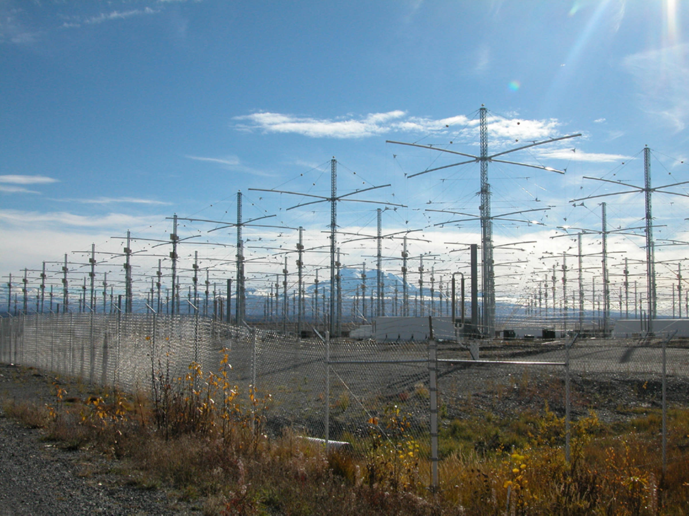 Co to jest HAARP? Ten tajemniczy program badawczy budzi ogromne kontrowersje