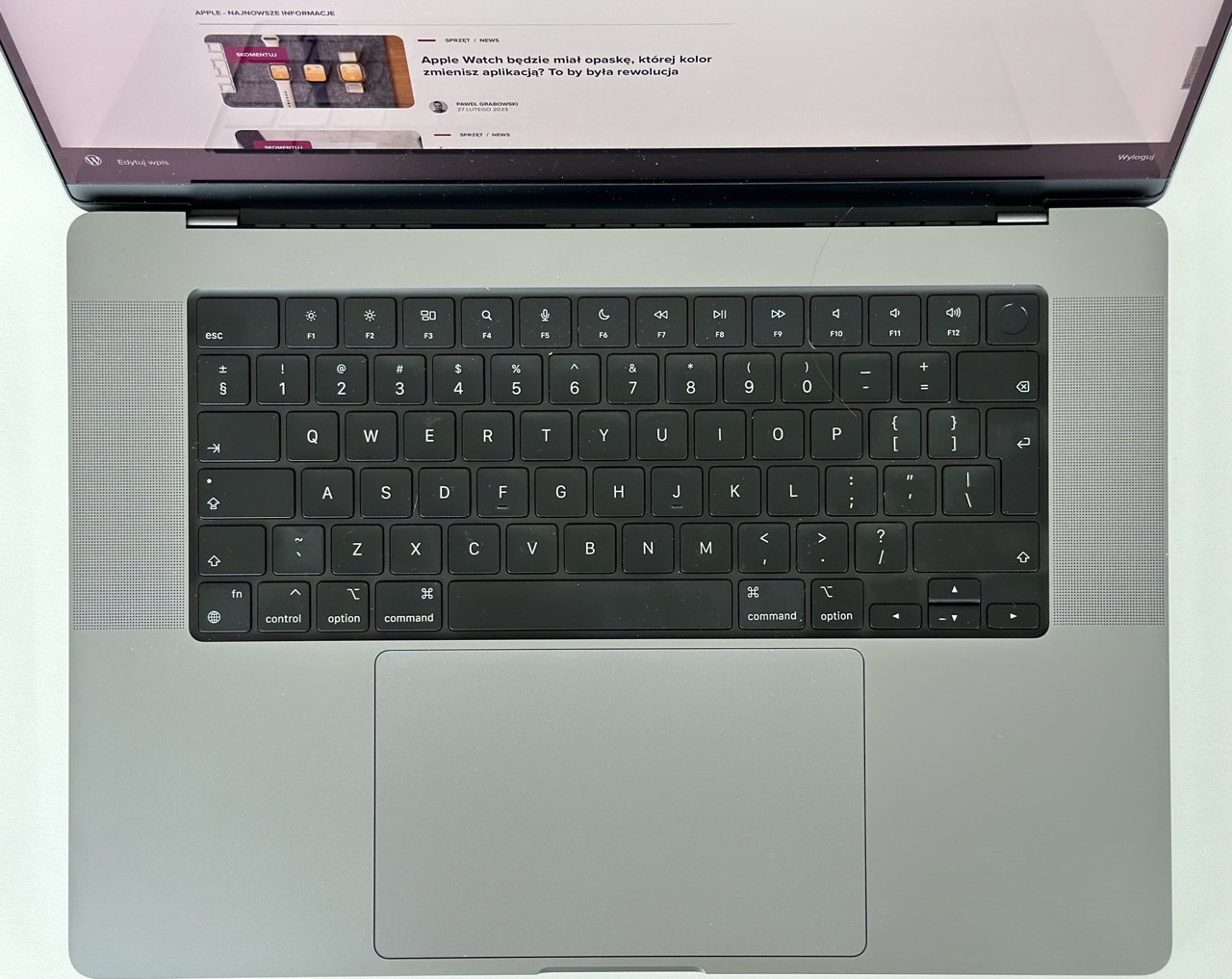 MacBook Pro 16” (2023), klawiatura