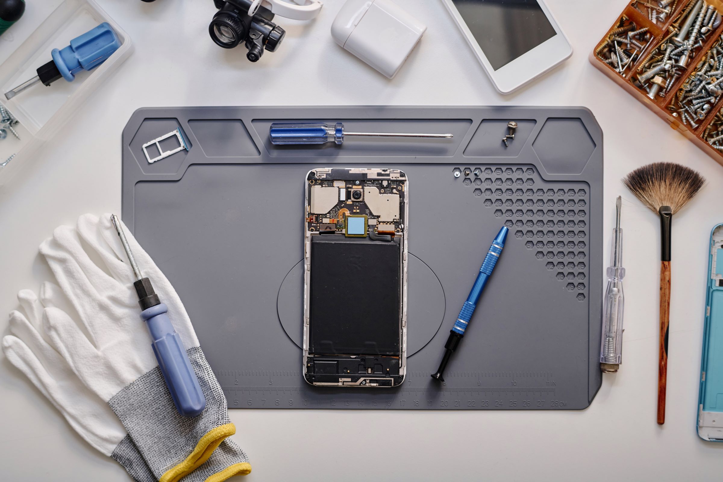 co-to-znaczy-refurbished-smartfon-tablet-laptop-odnowiony