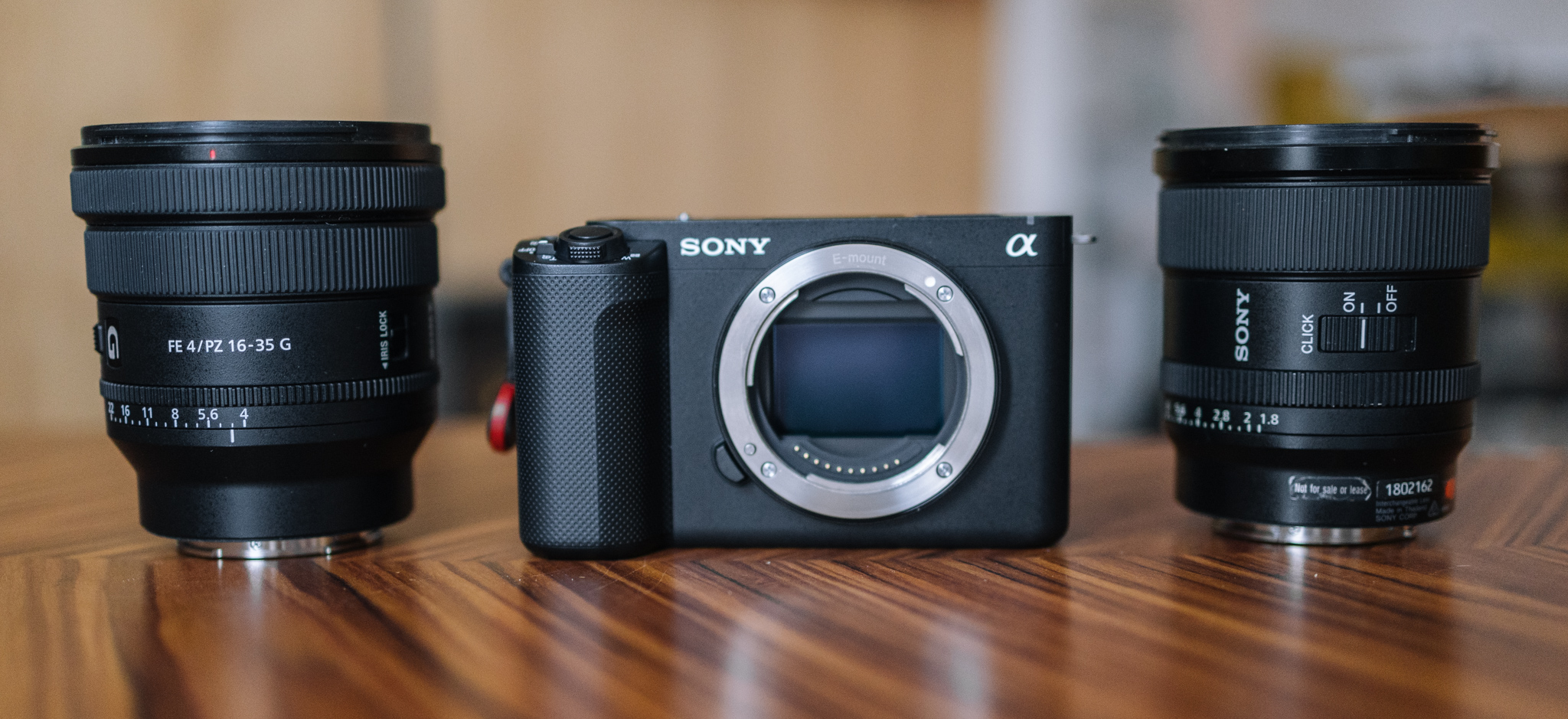 Sony ZV-E1 aparat