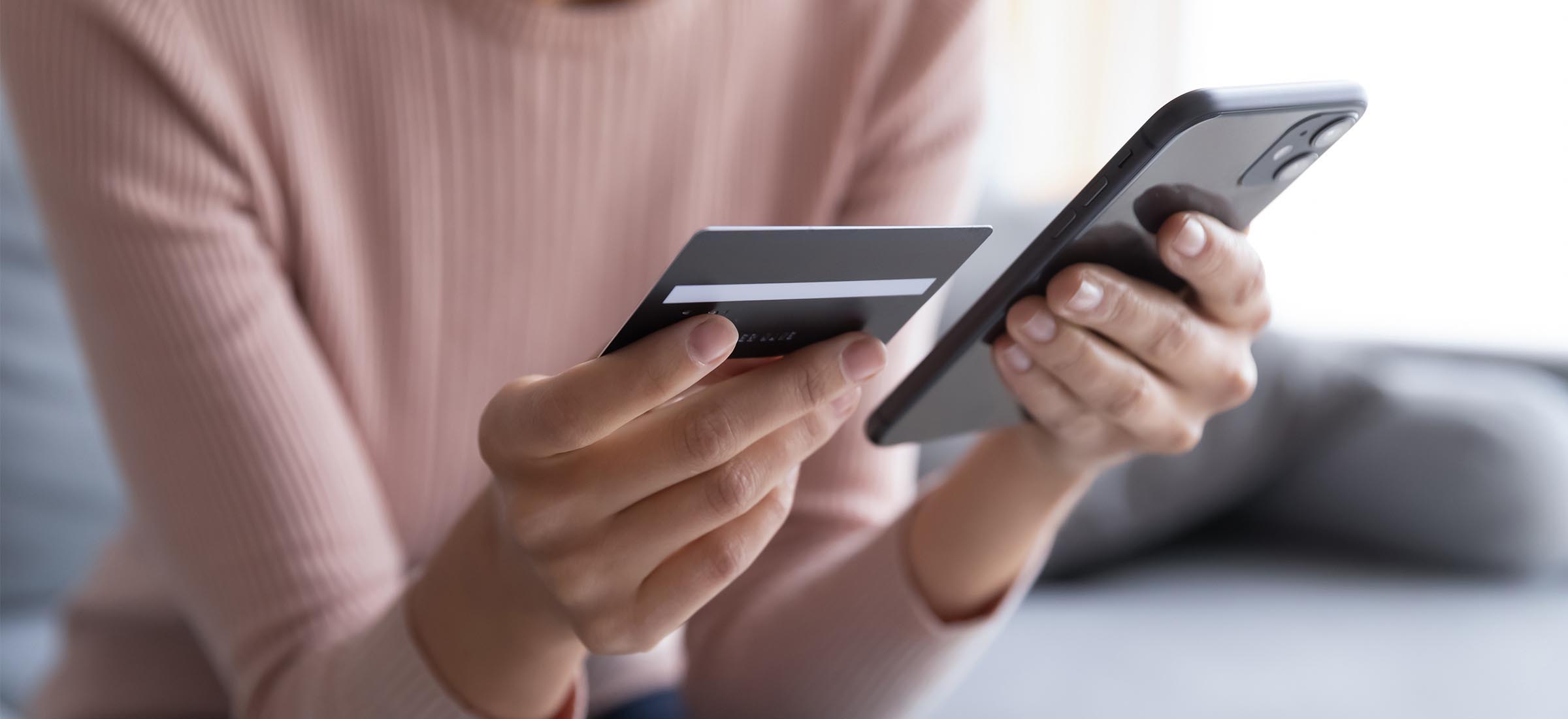 Oszustwa telefoniczne z użyciem generatora głosu