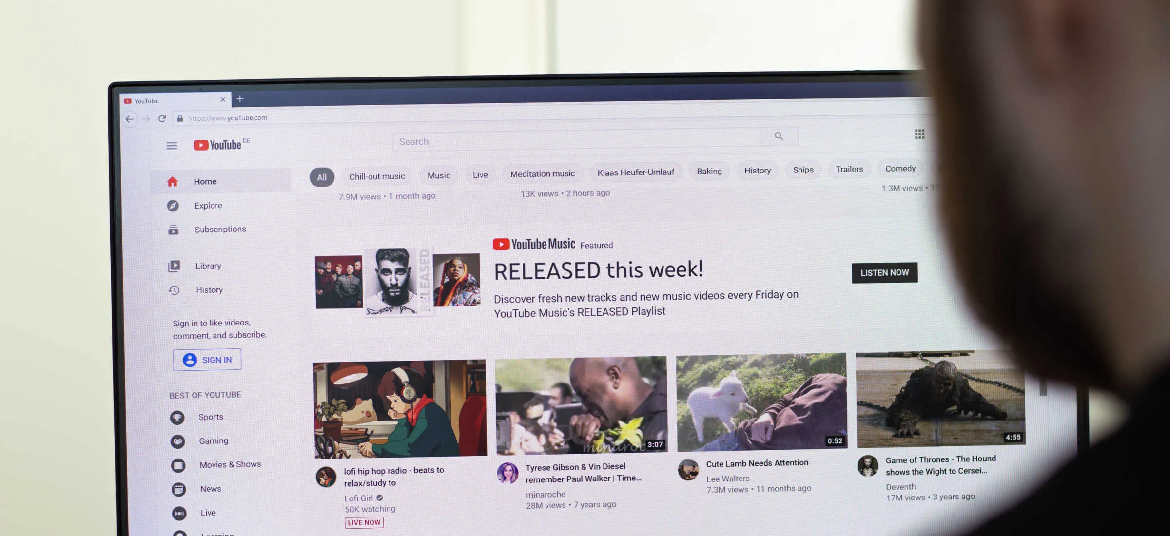 Z YouTube zniknie jedna z najbardziej irytujących form reklamy. Powód jest prozaiczny