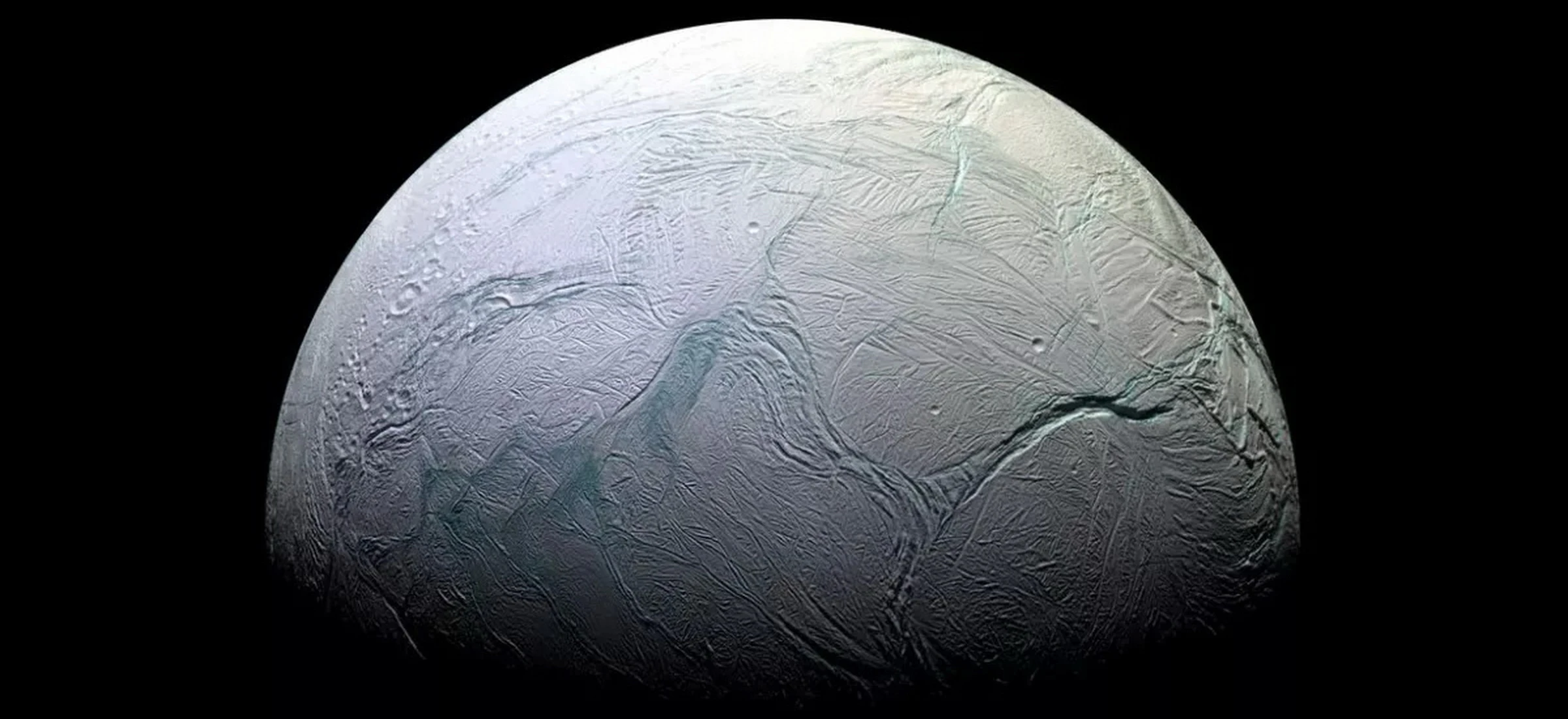 Jakie zagadki kryje Enceladus? Na tym księżycu Saturna będziemy szukać życia