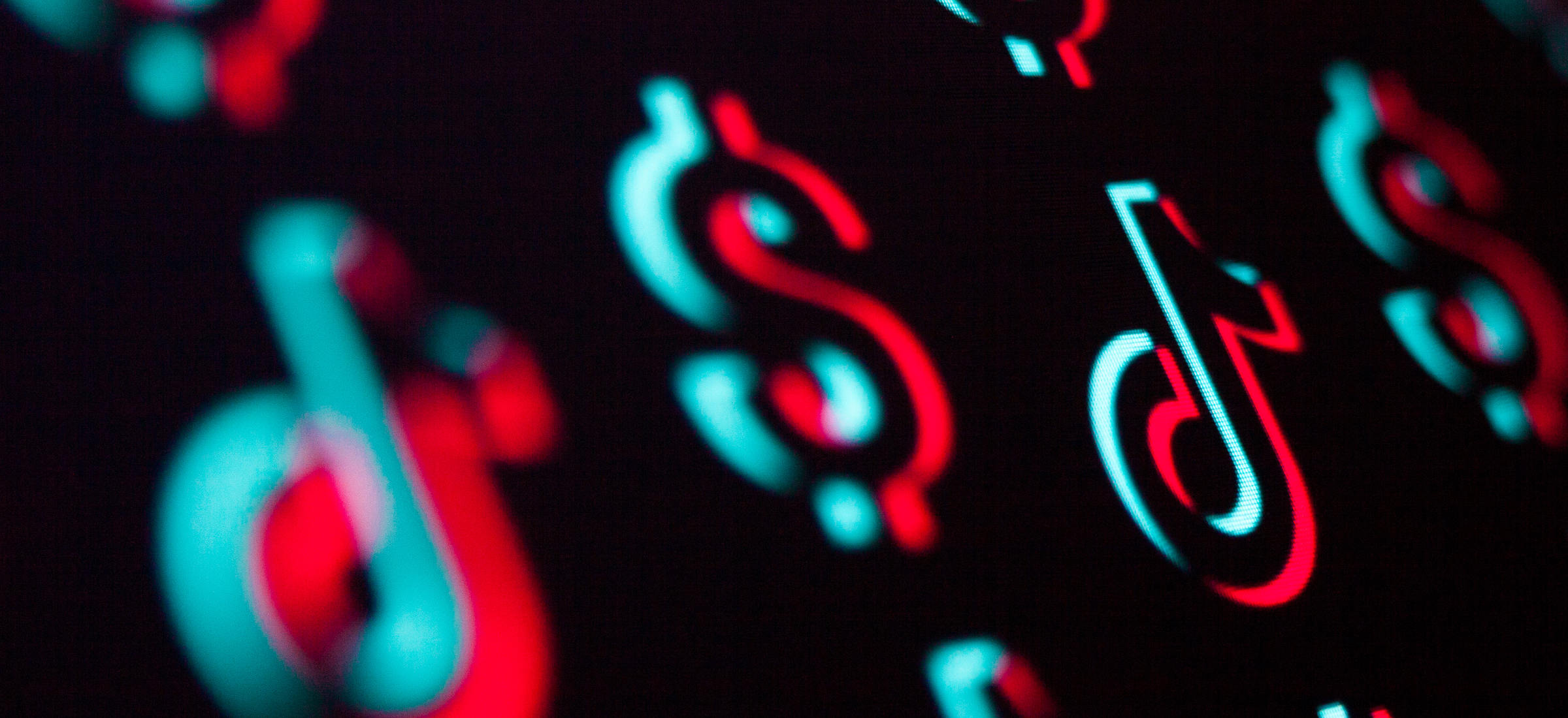*Zdjęcie główne: Tiktok via rootstock, Shutterstock