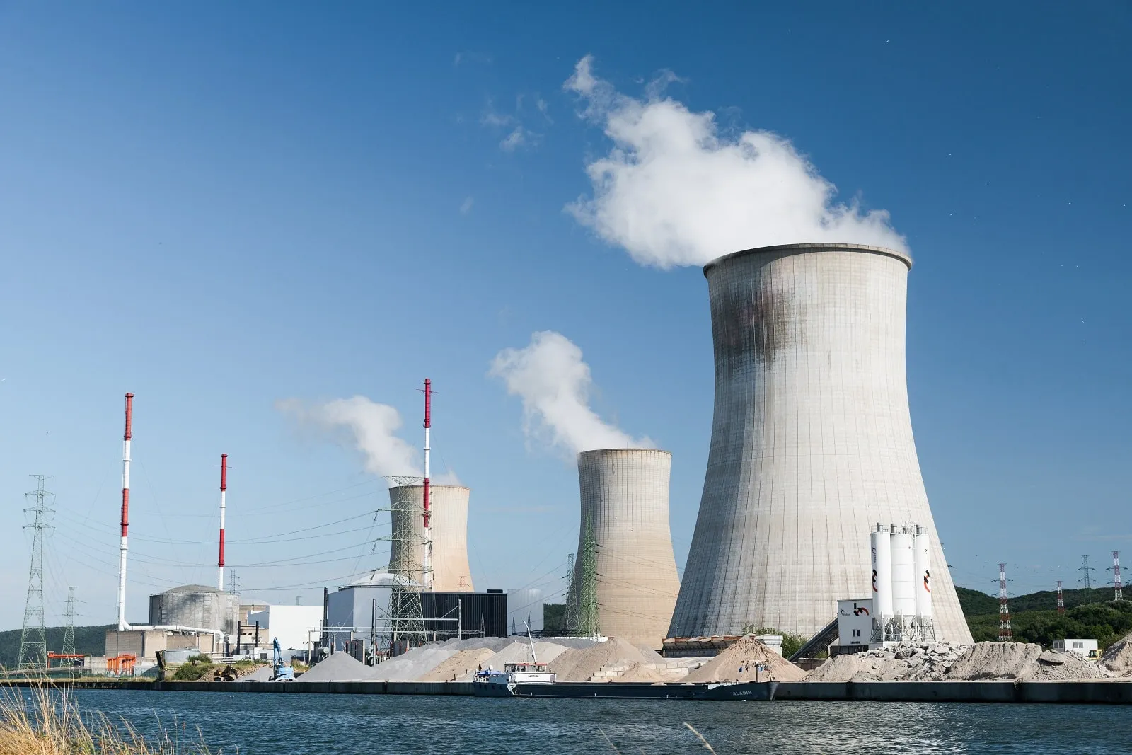elektrownia jądrowa