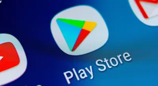 Wchodzisz do sklepu z aplikacjami i wciskają ci nowe słuchawki. Google ma szalony plan