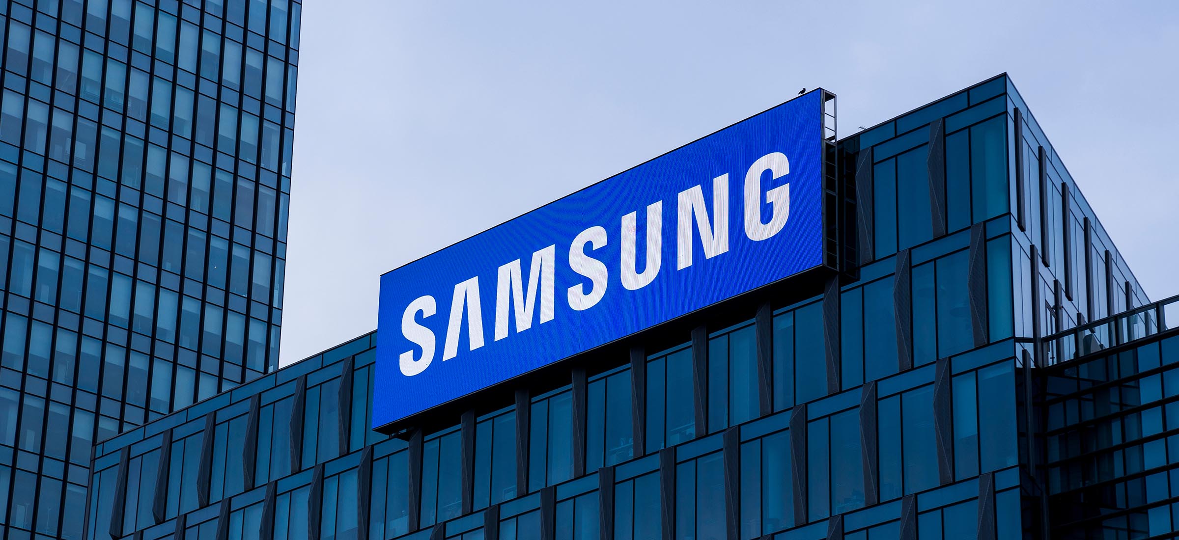 Samsung zablokował pracownikom dostęp do chatbotów. I trudno mu się dziwić