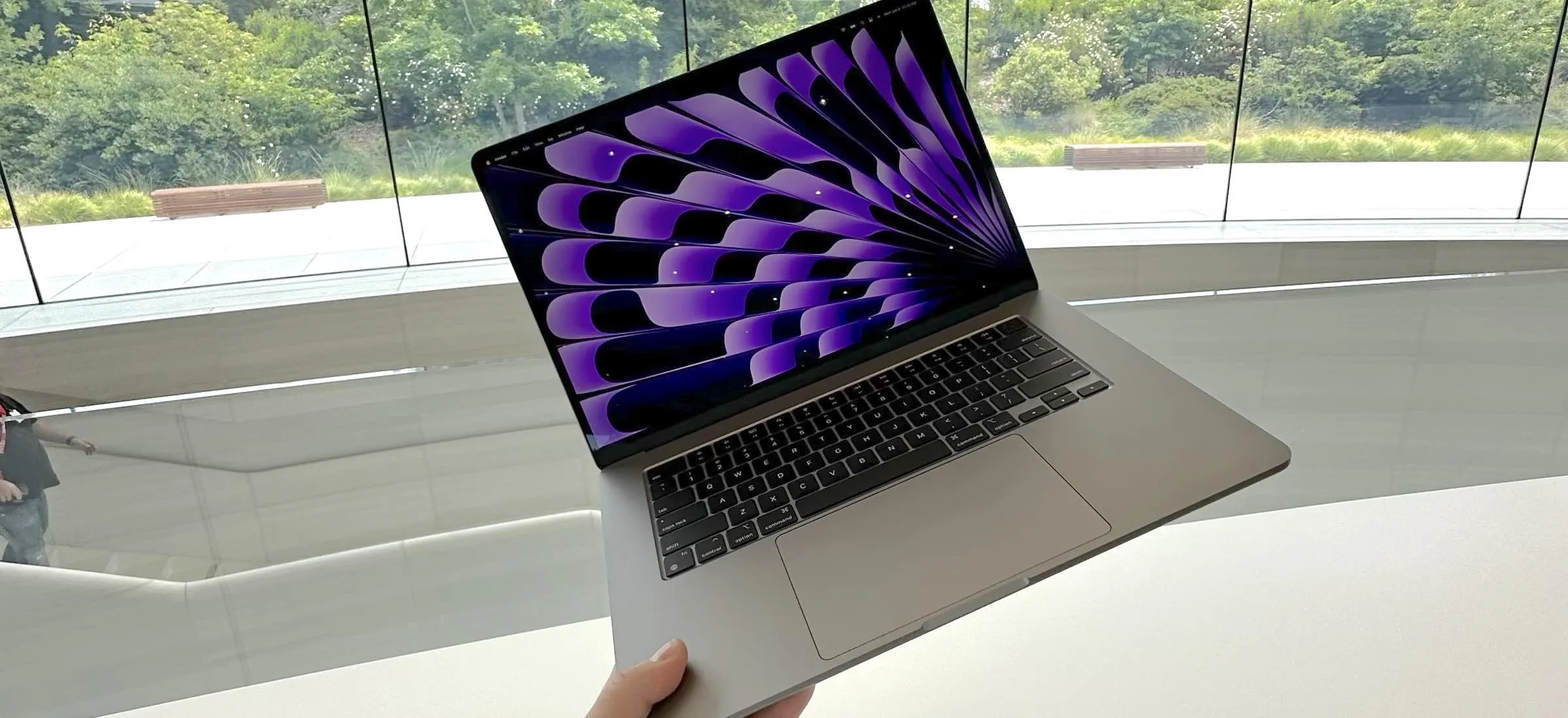 Cyberpunk 2077 na MacBooku to już nie mrzonka. A rzeczywistość