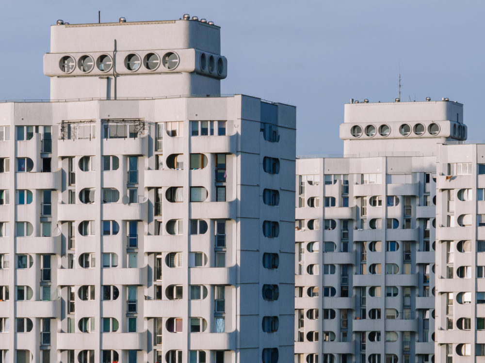 DJI Mavic 3 Pro, 166 mm, f/3.4, 1/240 s, ISO 100, zdjęcie obrobione. 