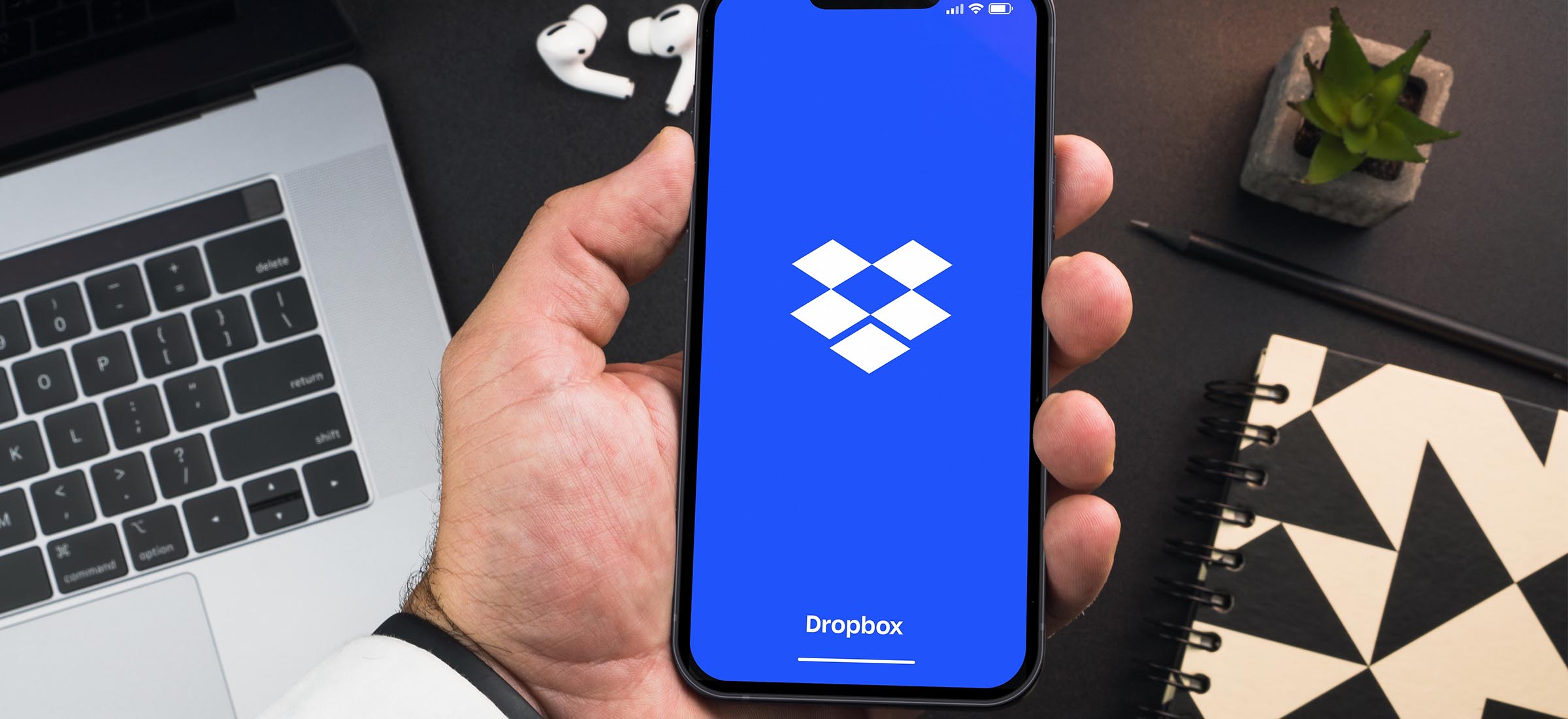 Dropbox traci ważną funkcję. Użytkownicy usług Google'a mają 30 dni na przeniesienie plików