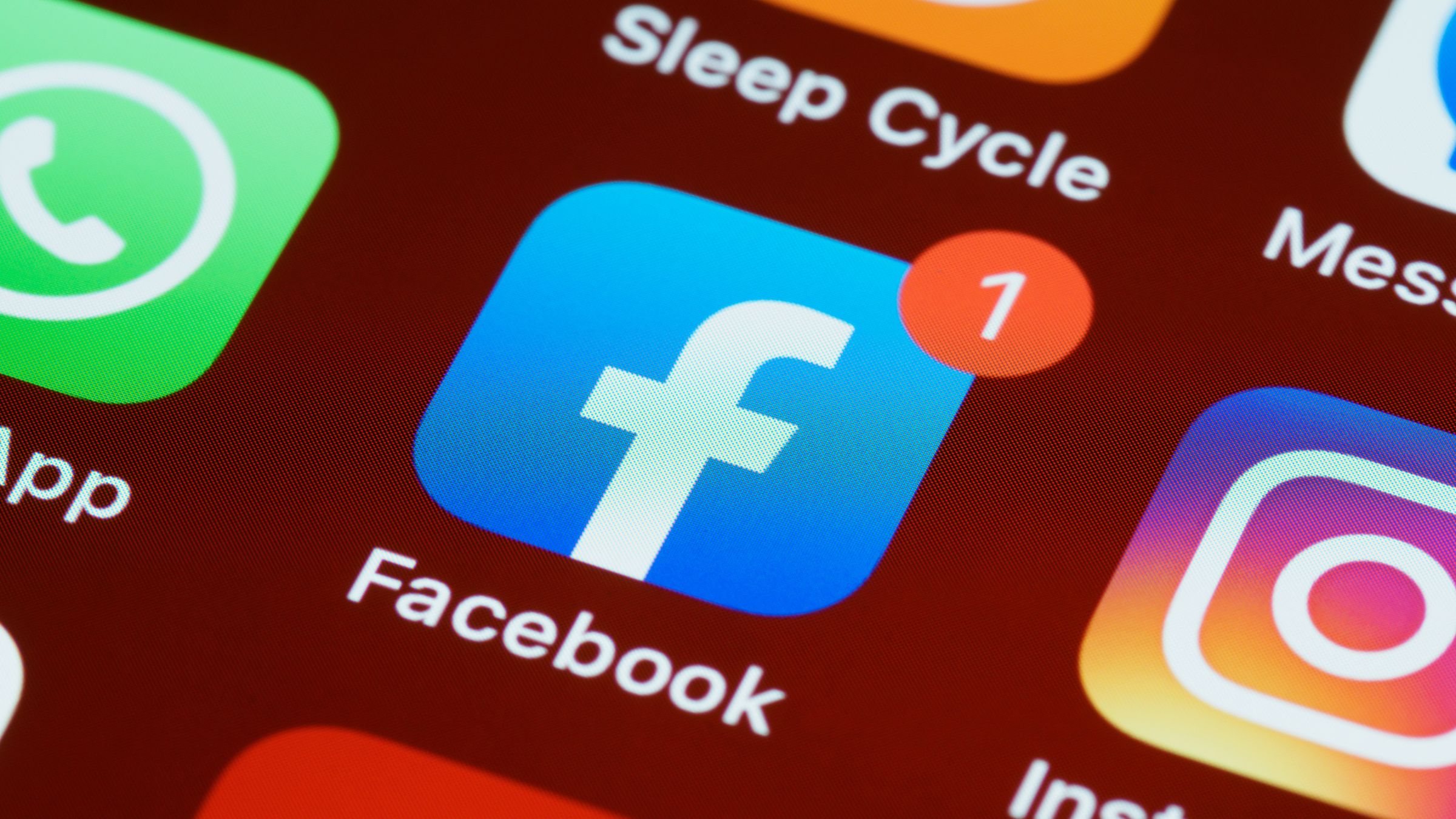 Aplikacje na iPhone'a pobierzesz prosto z Facebooka. Nikt nie wie, czy to dobra wiadomość
