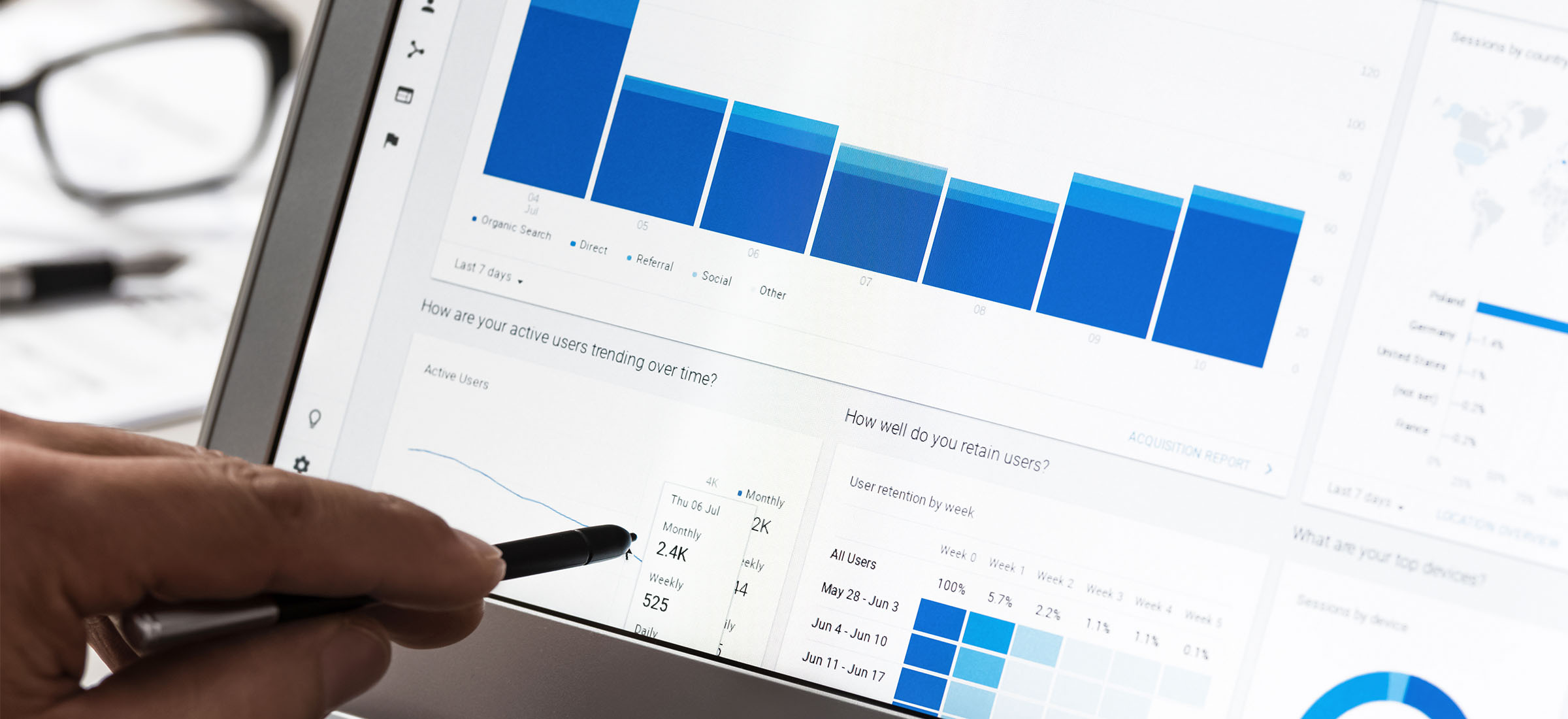 Google wymaga wysokich standardów, a sam ich nie spełnia. Reklamodawcy chcą zwrotu pieniędzy