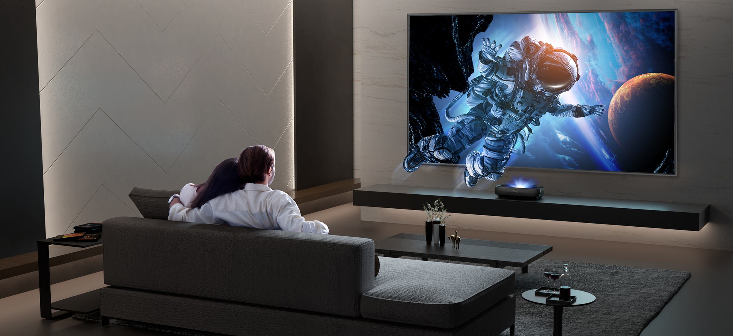 hisense-telewizor-laser-otwieracz