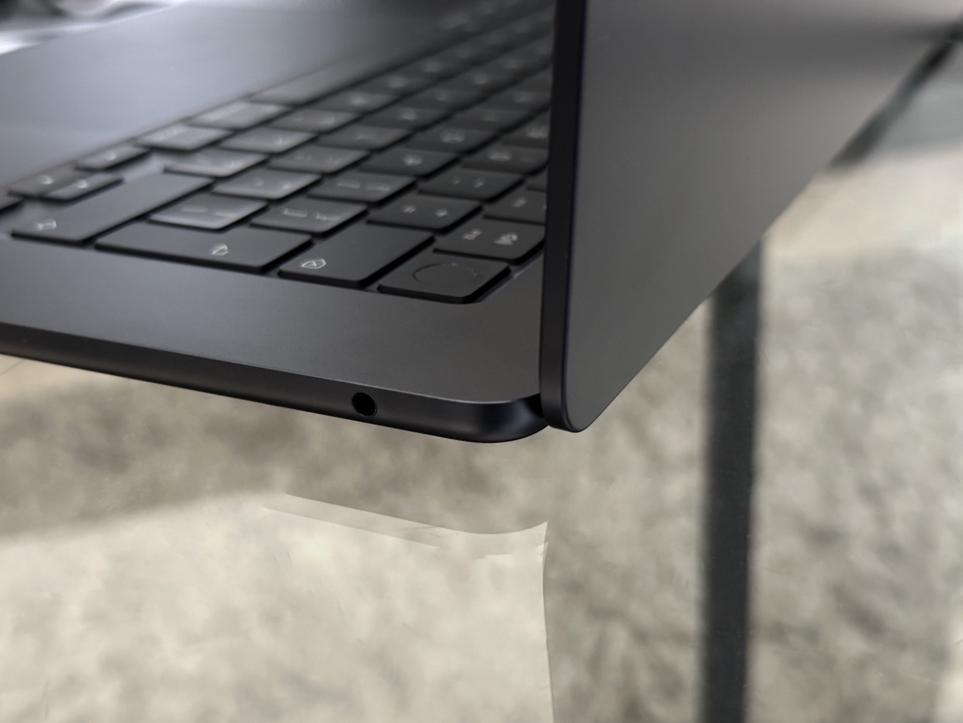 macbook air 15 2023 kontra mba13 3