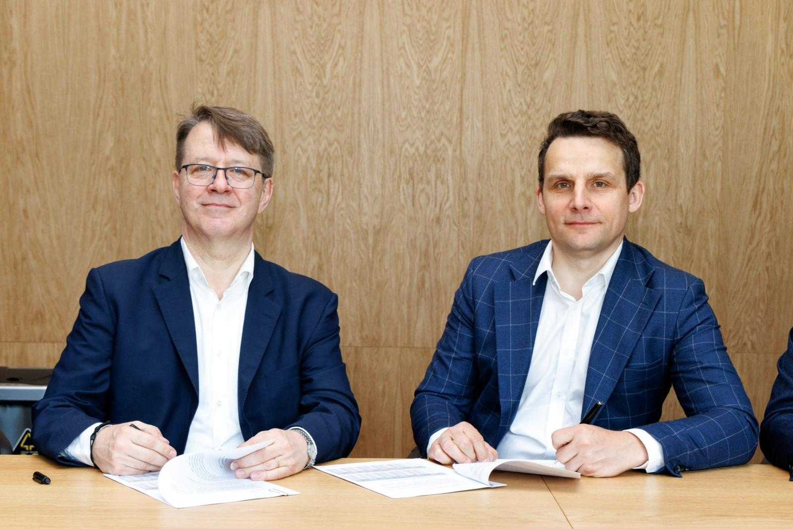 Play i Exatel ogłaszają partnerstwo usług telekomunikacyjnych. Na rynku pojawią się niebieskie karty SIM