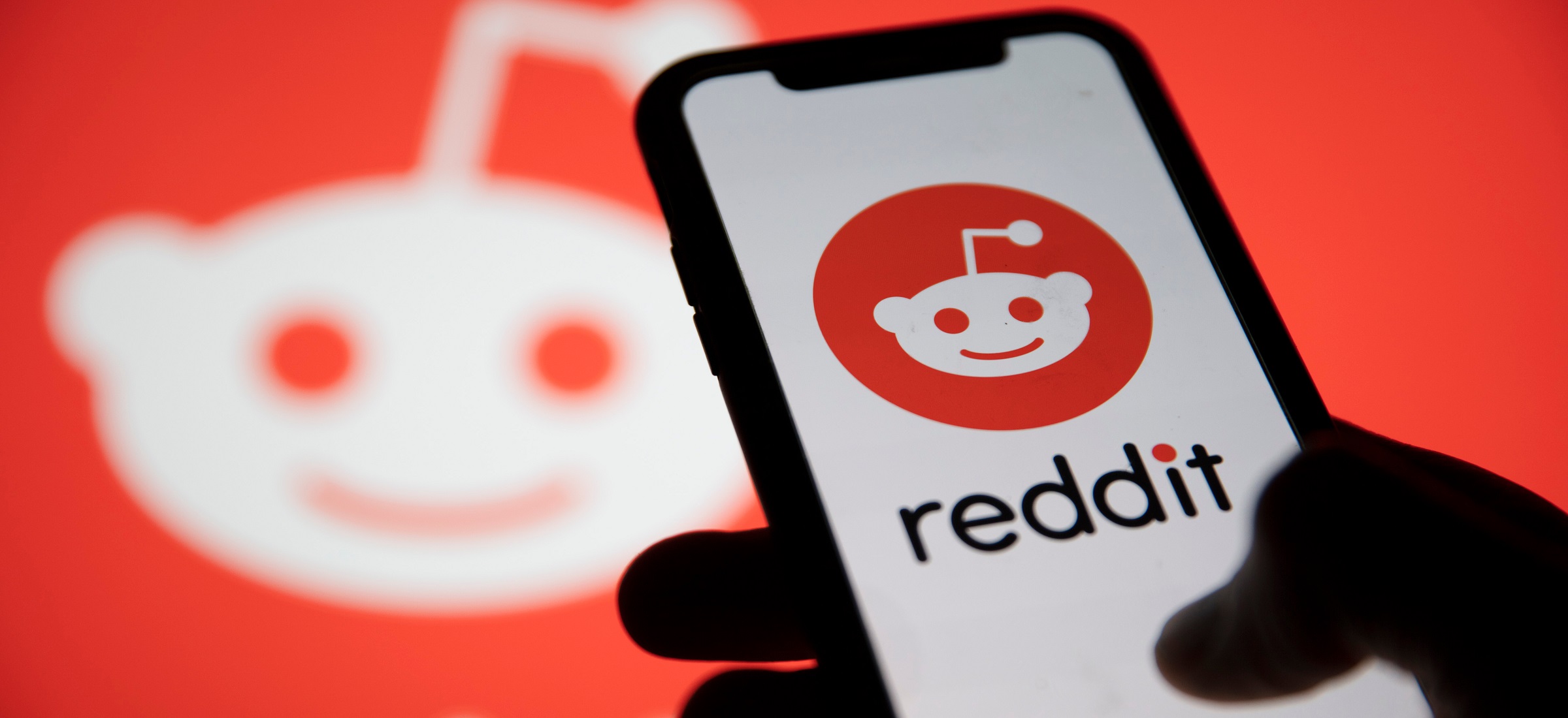 Reddit bawi się w Twittera i jest żądny forsy. To może być koniec popularnych aplikacji