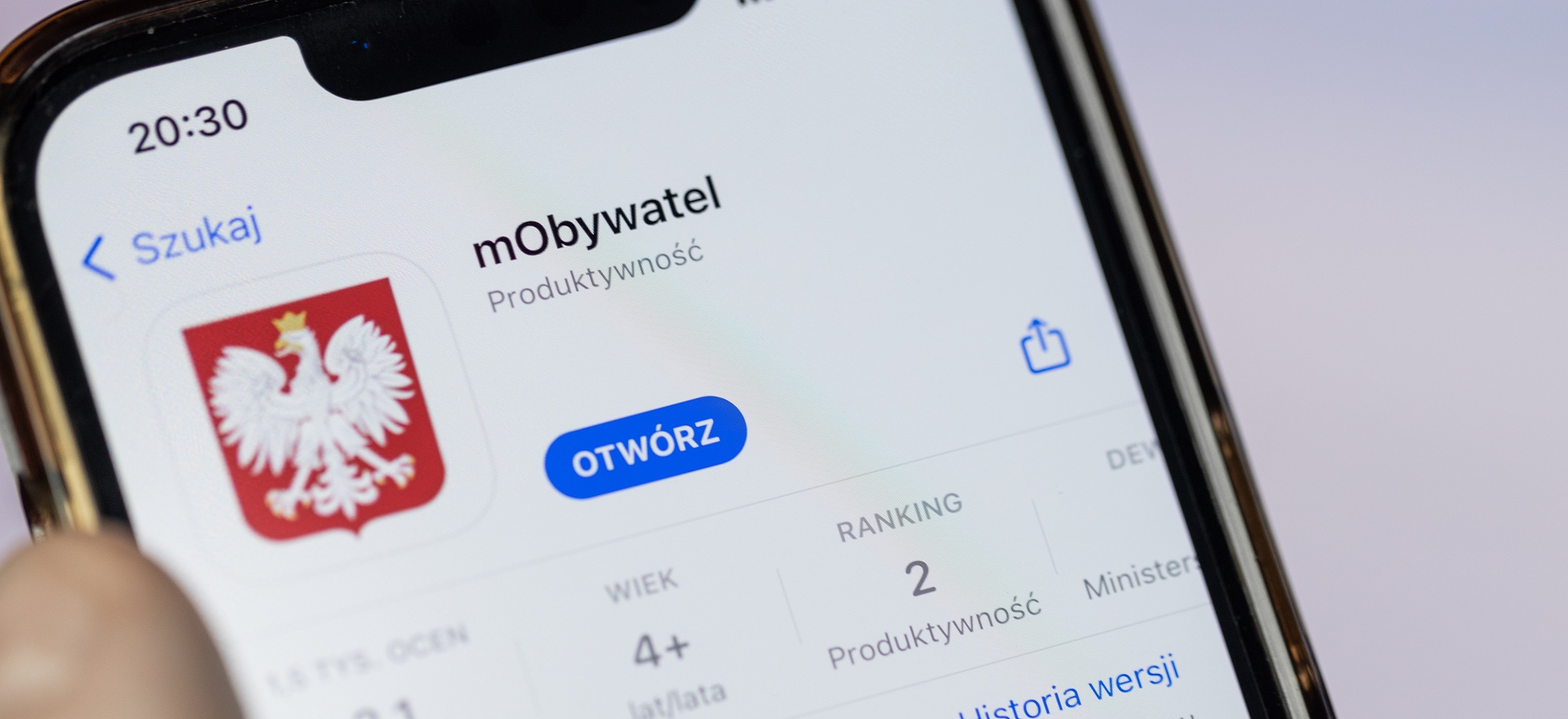 mObywatel z milionami pobrań. Dowód pomógł znacząco