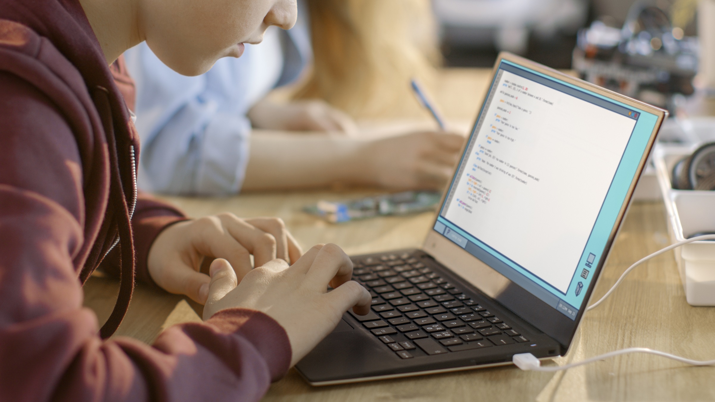 laptopy dla czwartoklasistów