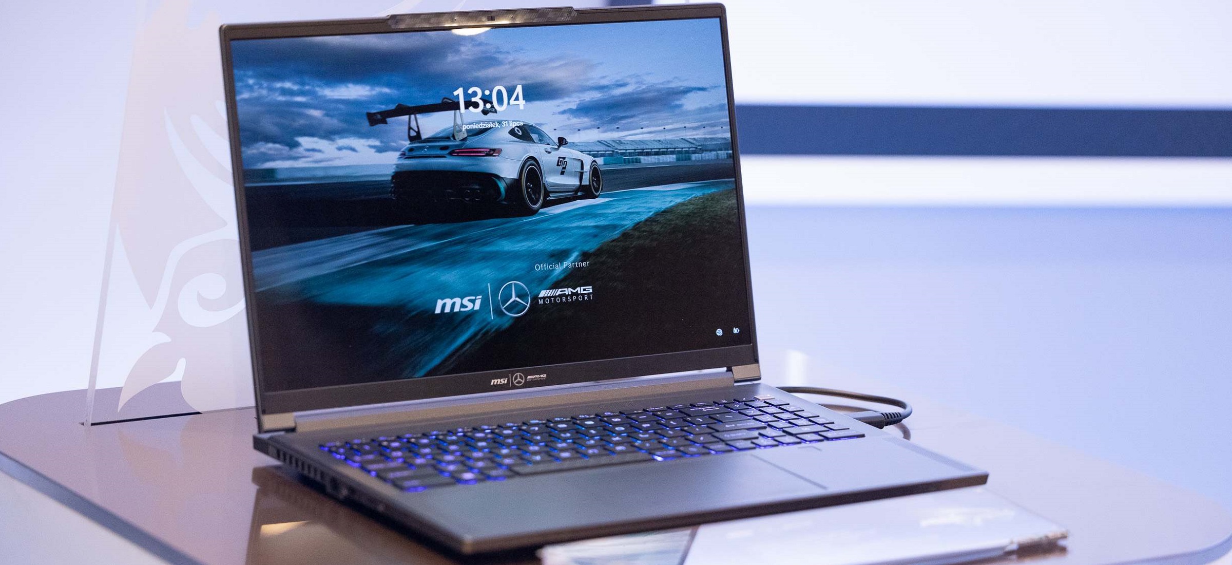 Mercedes zrobił laptopa z MSI. I jeszcze nazwał go AMG