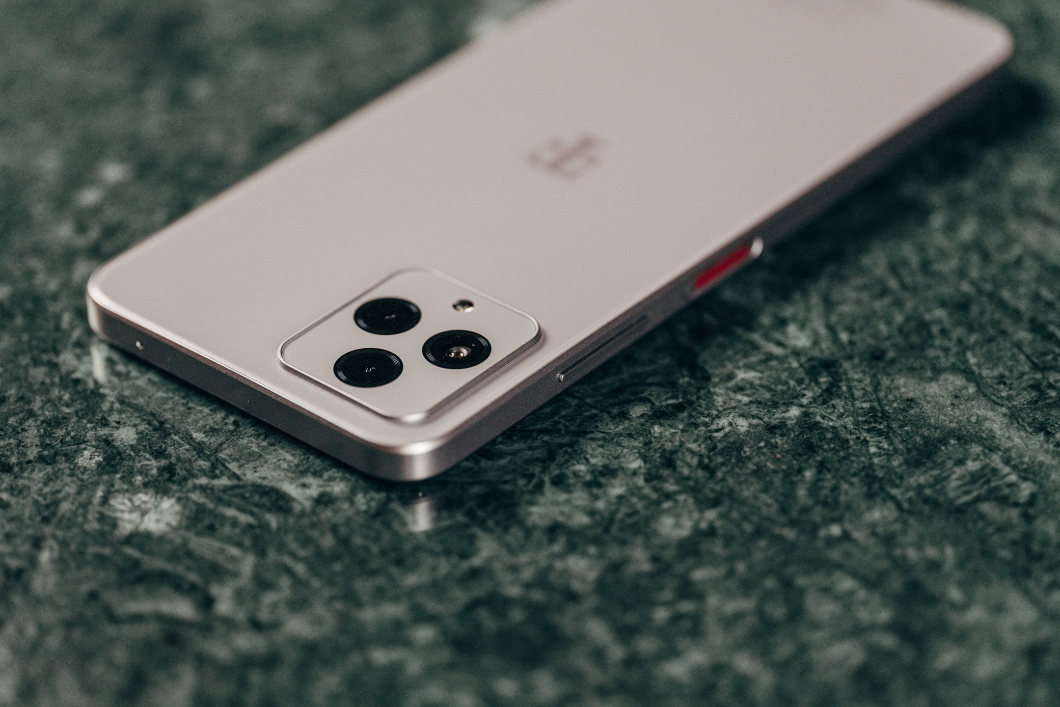 t-mobile t phone 5g 1