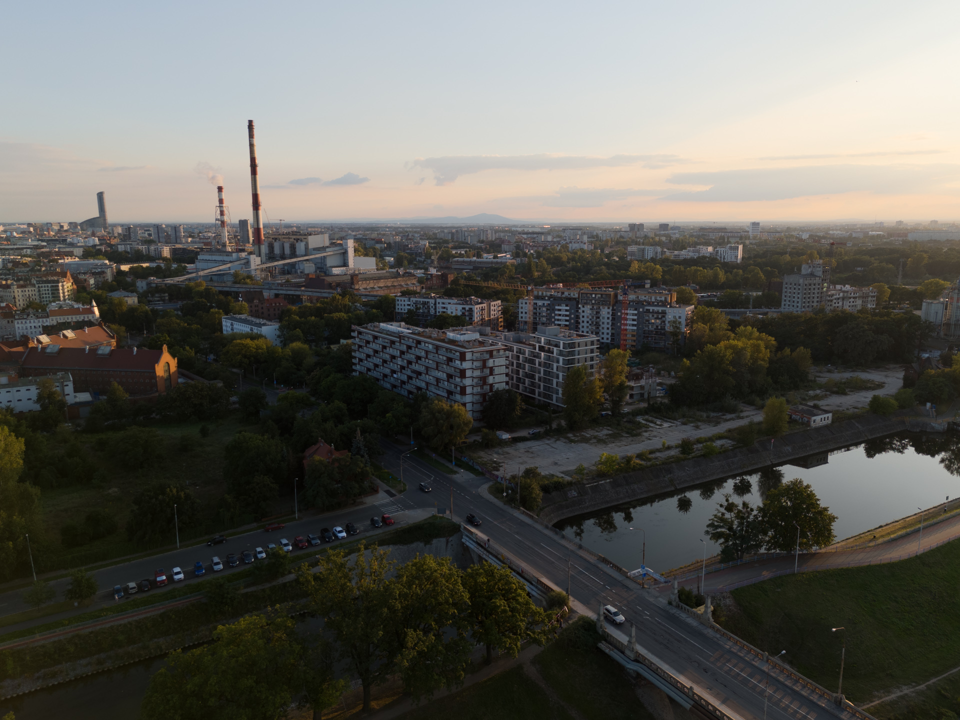 DJI Mini 4 Pro / JPEG / Auto