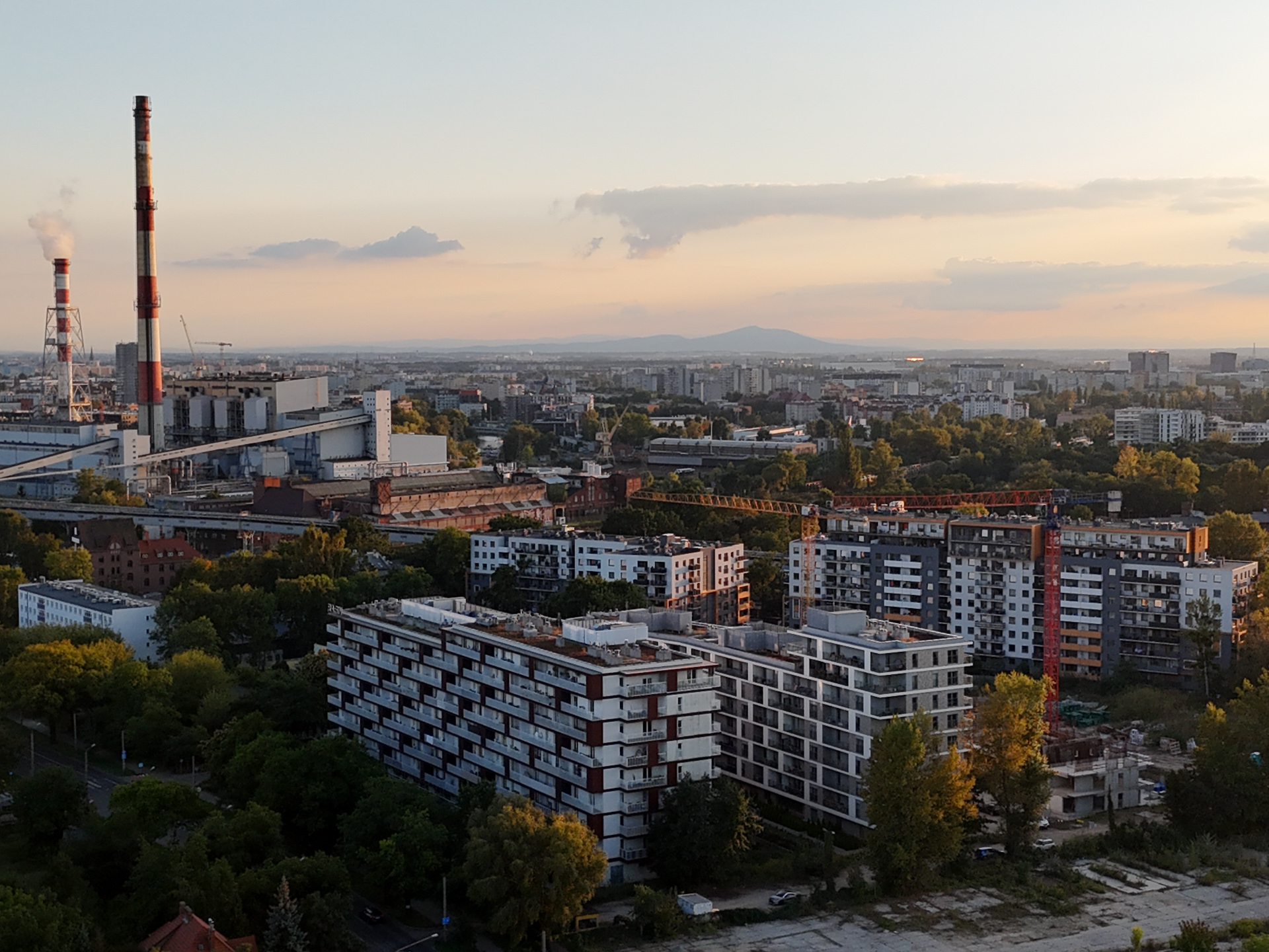 DJI Mini 4 Pro / JPEG / Auto