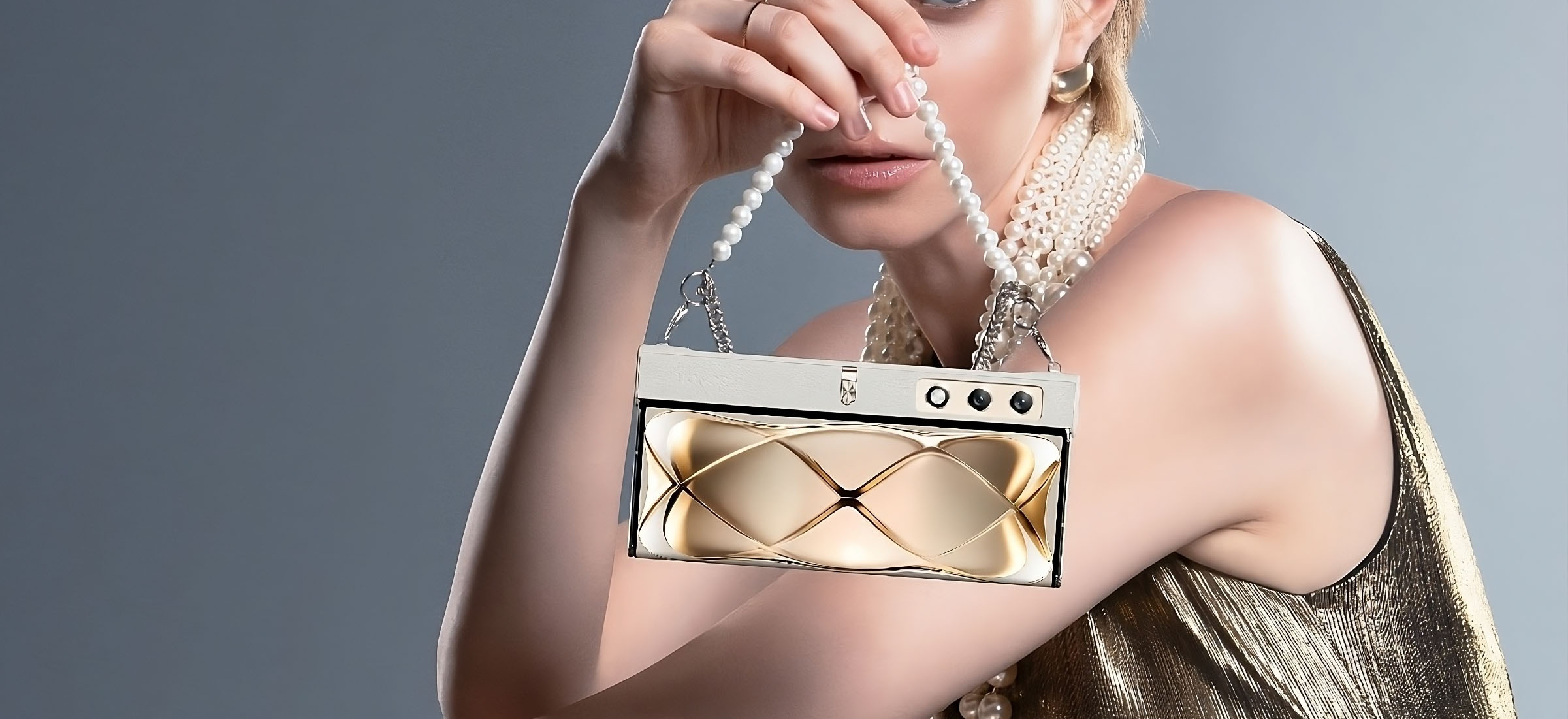 Po co ci torebka Gucci lub Louis Vuitton. Tak możesz nosić telefon z Honorem