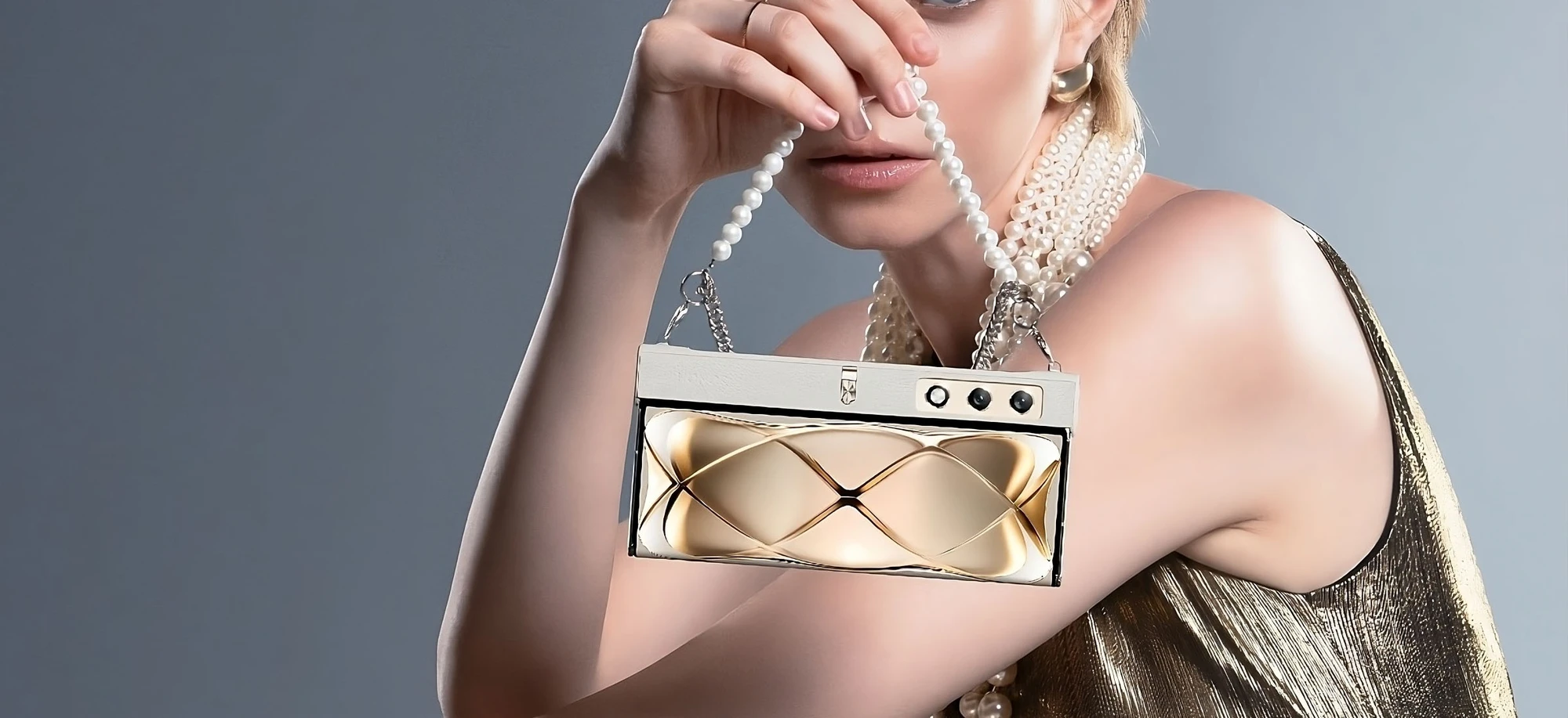 Po co ci torebka Gucci lub Louis Vuitton. Tak możesz nosić telefon z Honorem