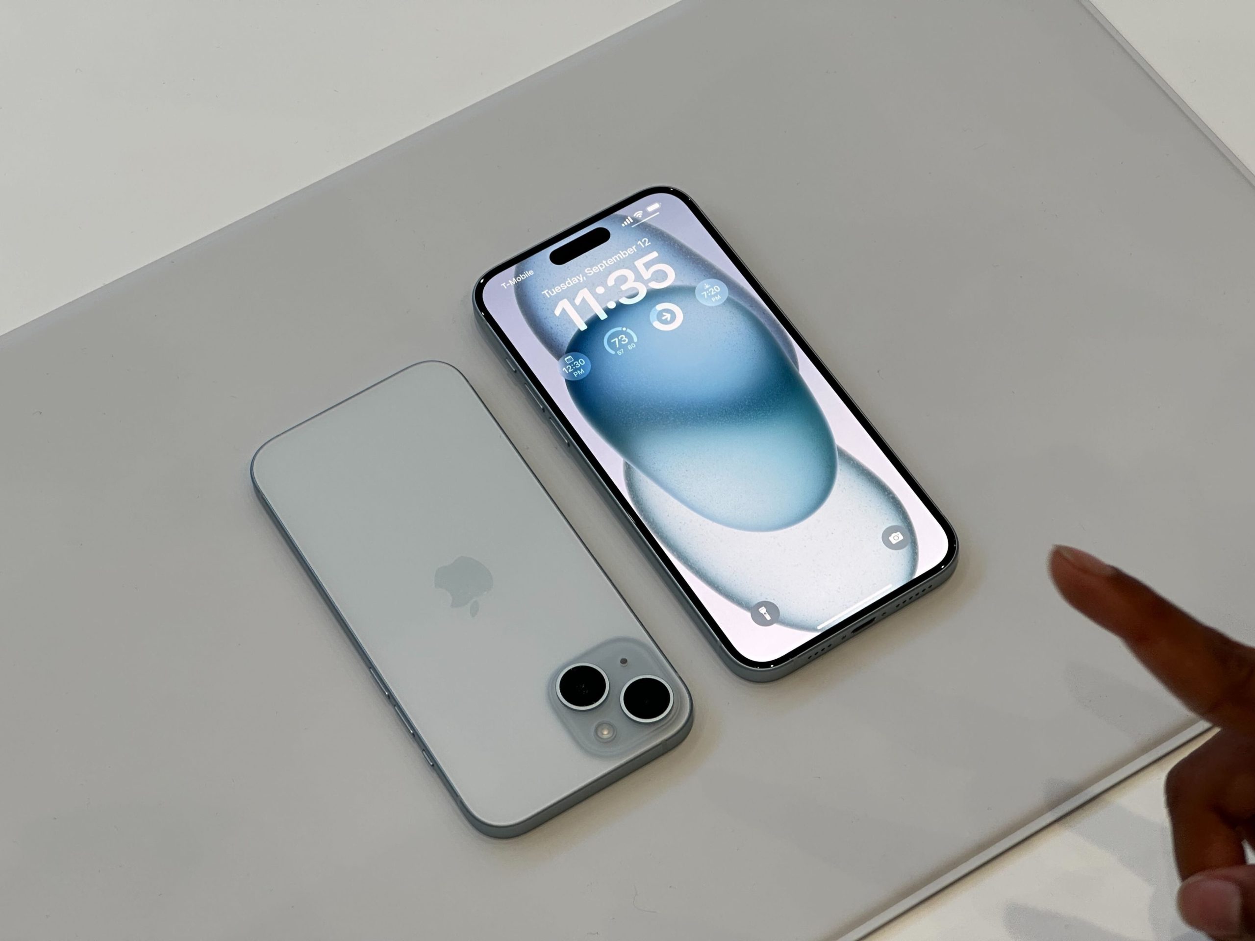 iphone-15-2023-2-1