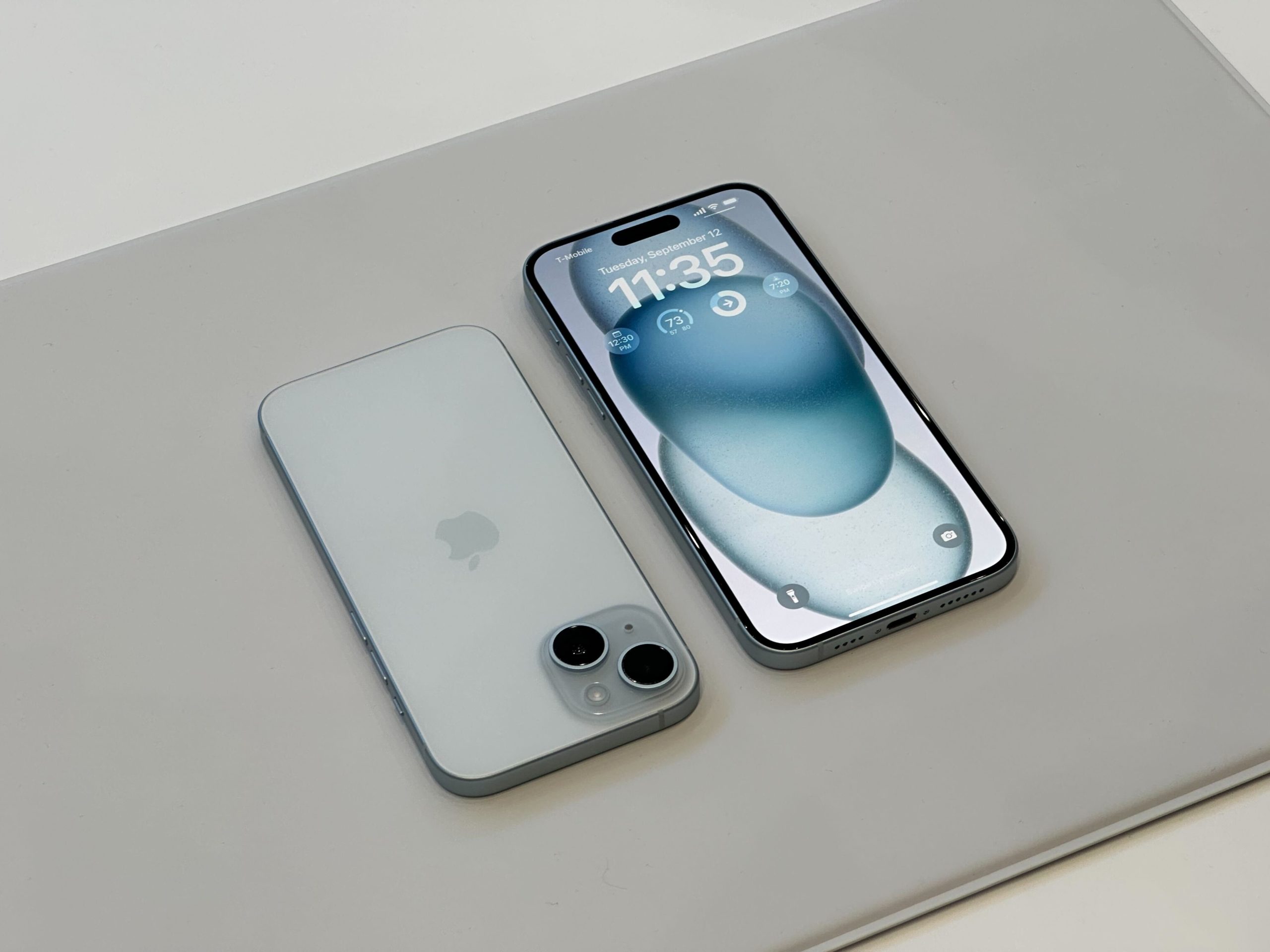 Oto iPhone 15 i iPhone 15 Plus. Co się zmieniło? [WIDEO]