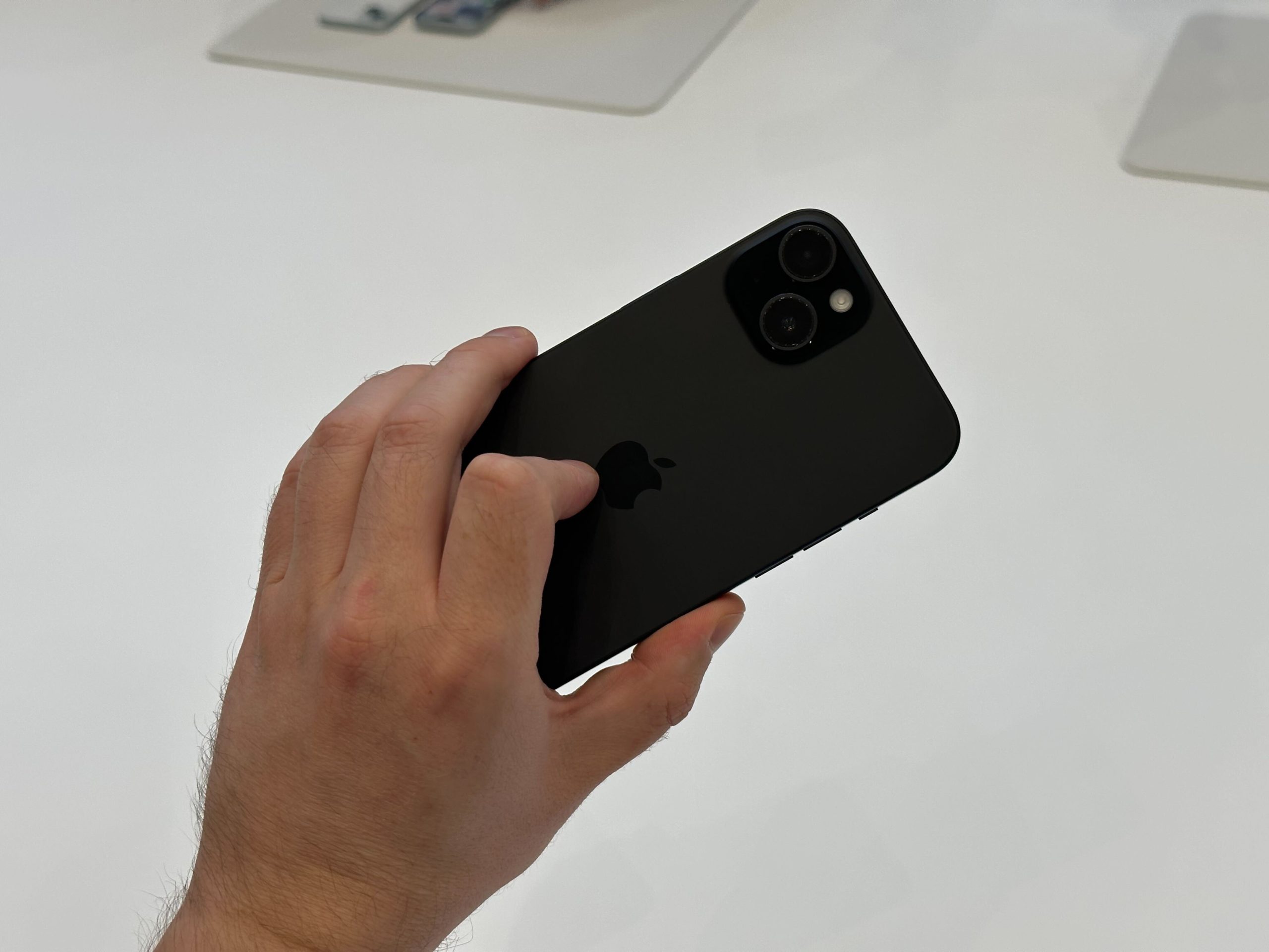 Apple zmienił wasze iPhone’y. Możecie nie usłyszeć powiadomień