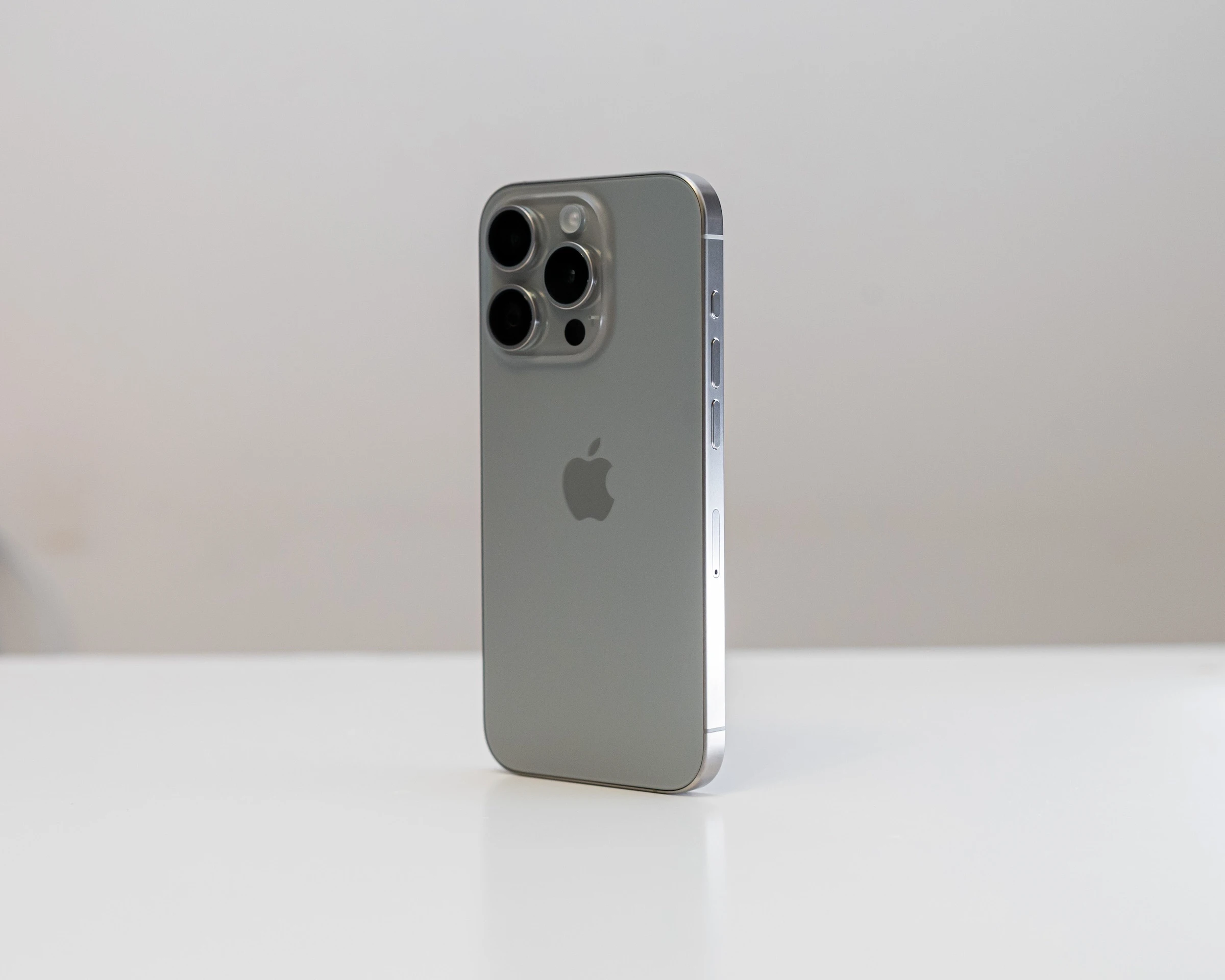iphone 15 pro 5