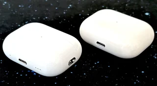Nie kupuj teraz tych słuchawek Apple'a. Wyciekły plany znacznie lepszych modeli