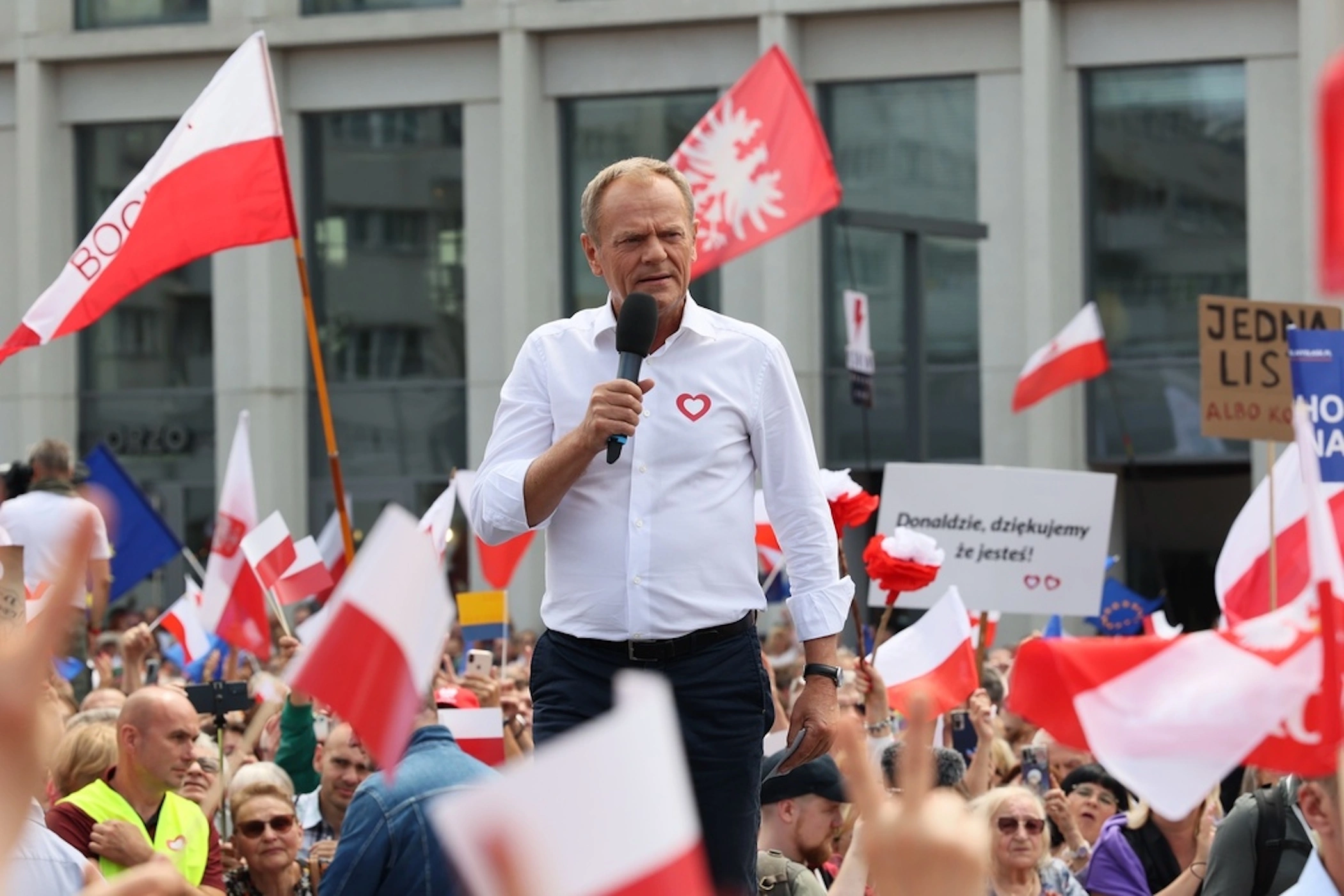 Kampania wyborcza w internecie. Wydatki partii na reklamę