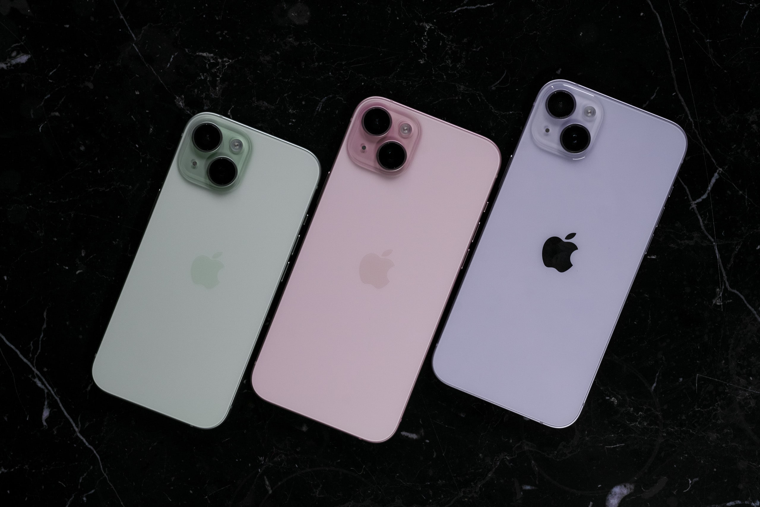 iphone-15-15-plus-14-plus-03-apple