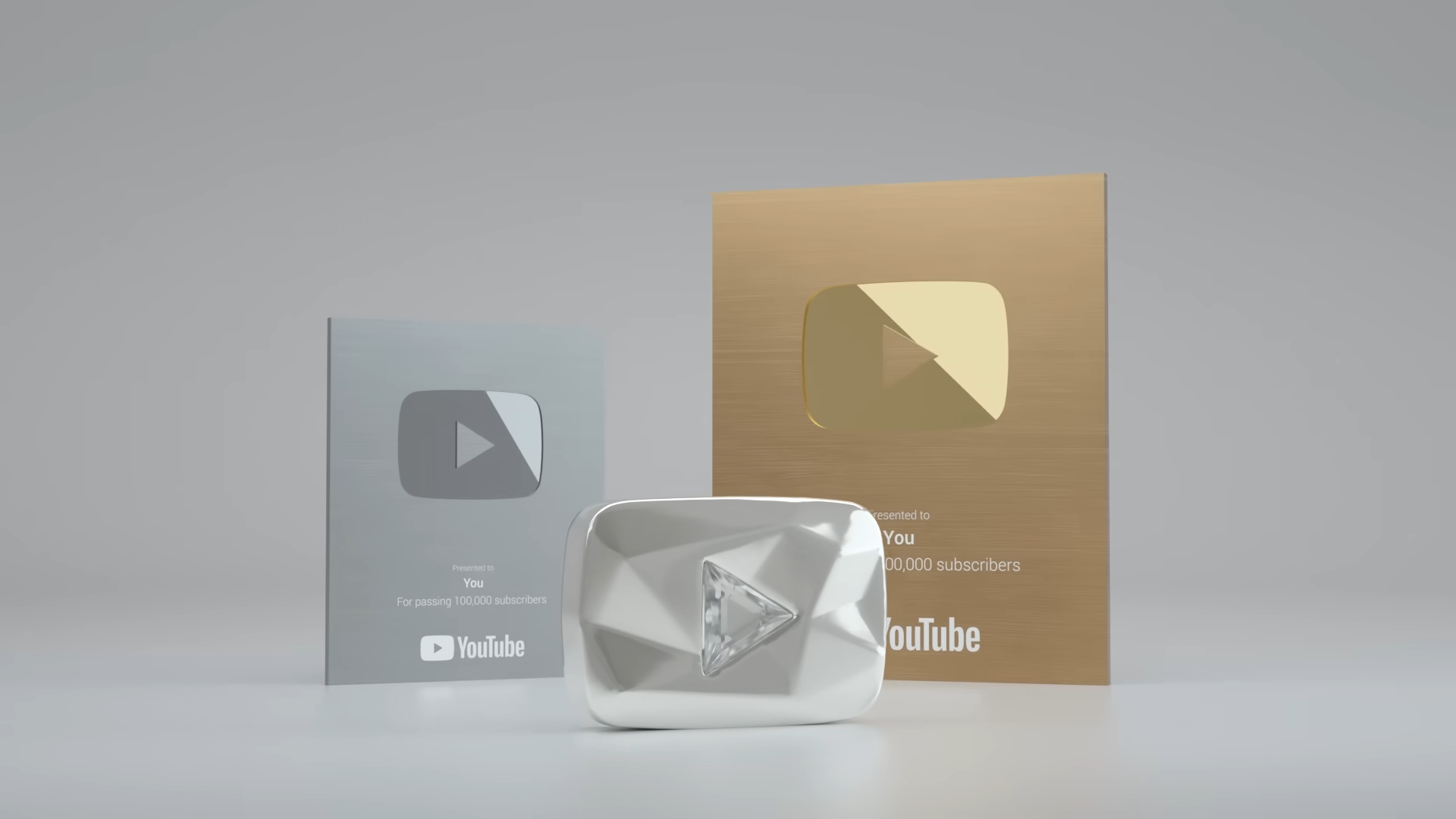 Srebrny, złoty i diamentowy przycisk YouTube