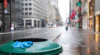 Nieuchronna śmierć miast, jakie znamy. Dobiją je pandemia i internet