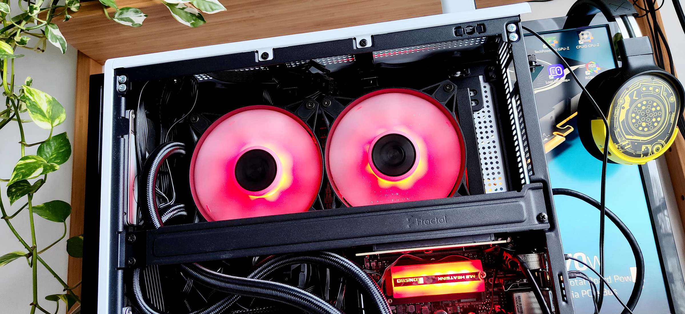Zwariowałem i zainstalowałem chłodzenie wodne w mini-PC. Test MSI MAG Coreliquid E240