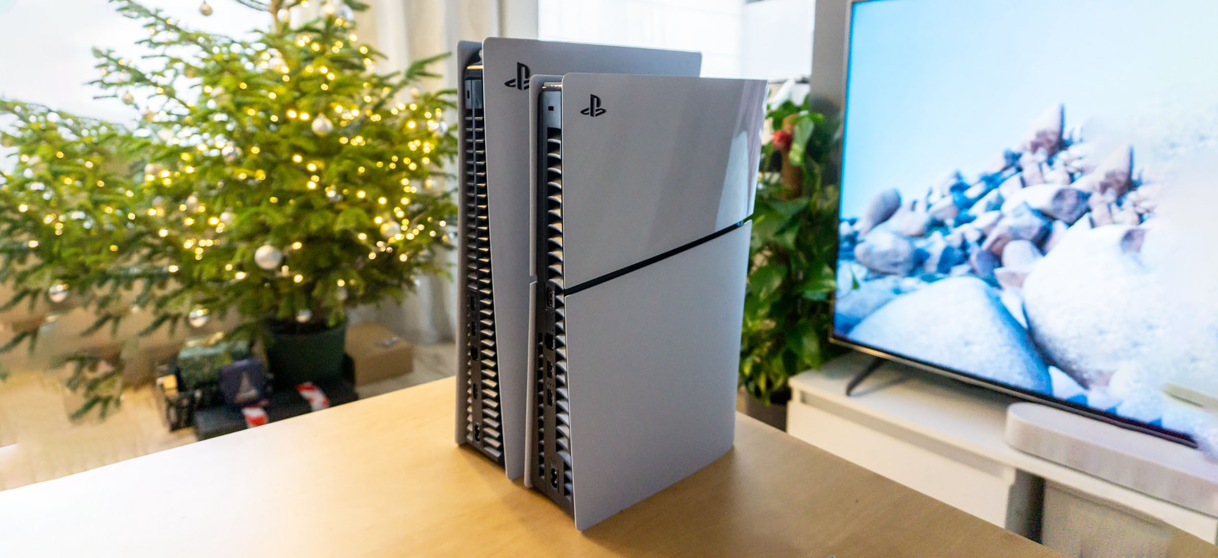 Mamy PS5 Slim i porównujemy je z PS5: 8 ciekawych różnic