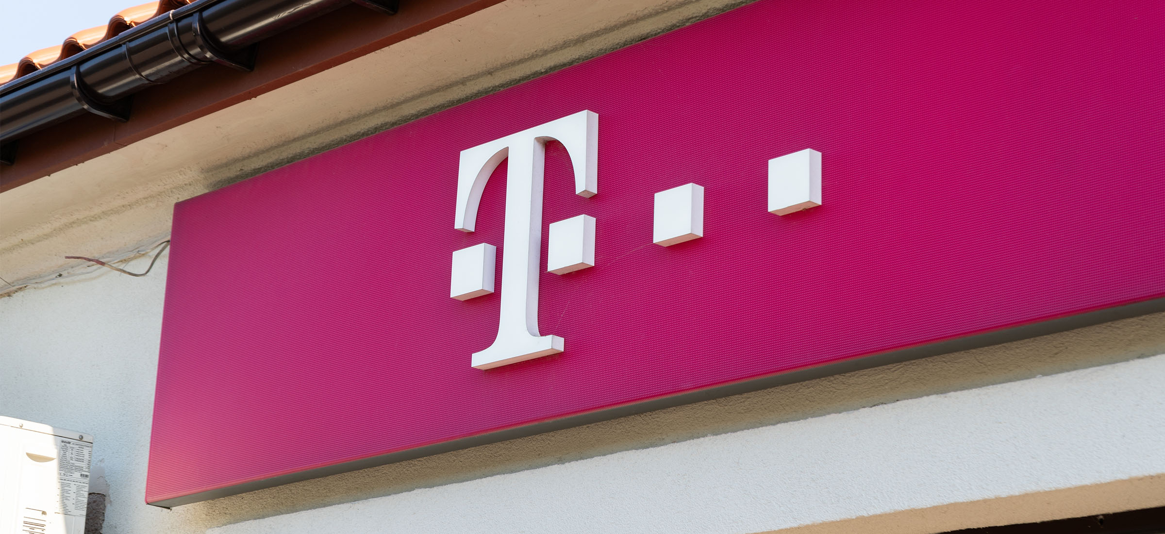 T-Mobile zabezpieczy cię w sieci. Nie będzie trzeba niczego pobierać i konfigurować