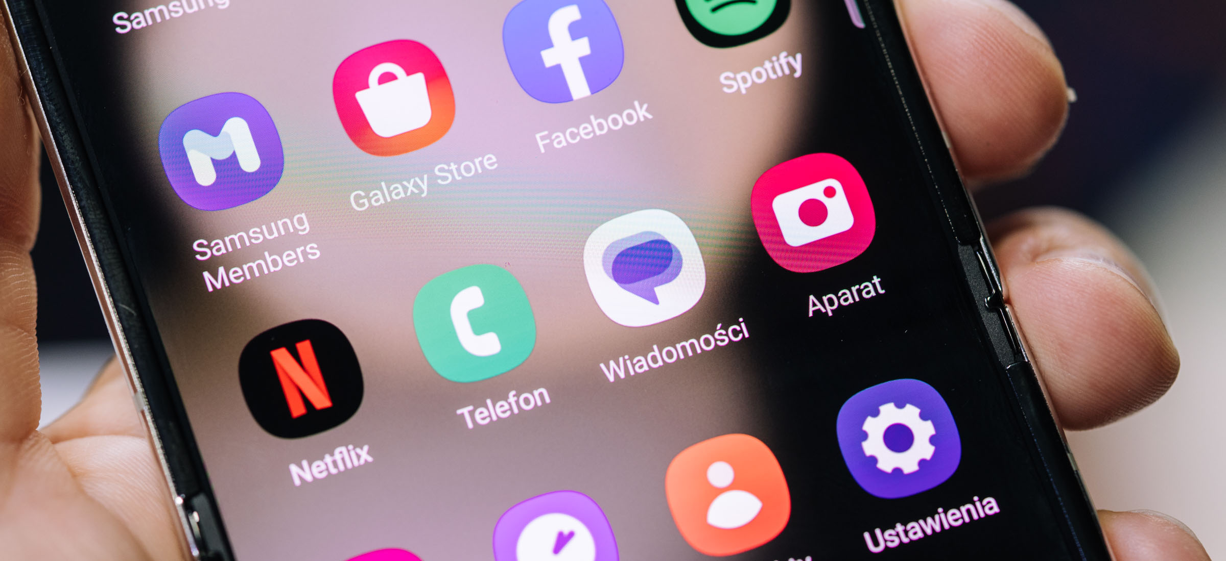 Wyciekły zrzuty ekranu One UI 6.1. Twój smartfon Samsung będzie niczym Google Pixel