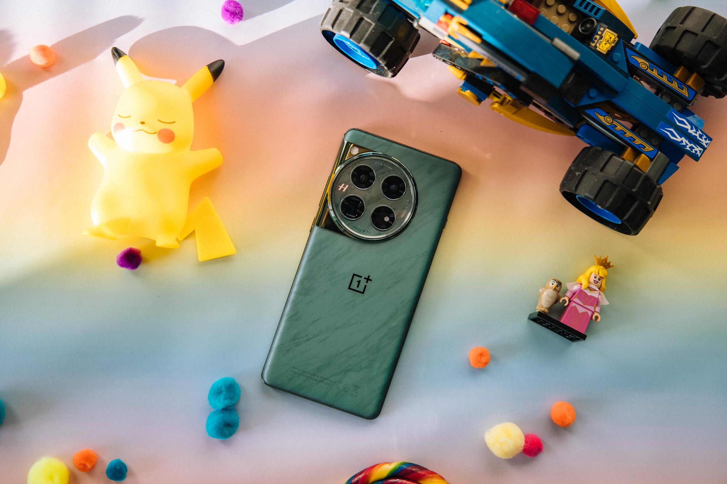 OnePlus zrobił to, co Samsung. Do tych telefonów wjadą nowe funkcje