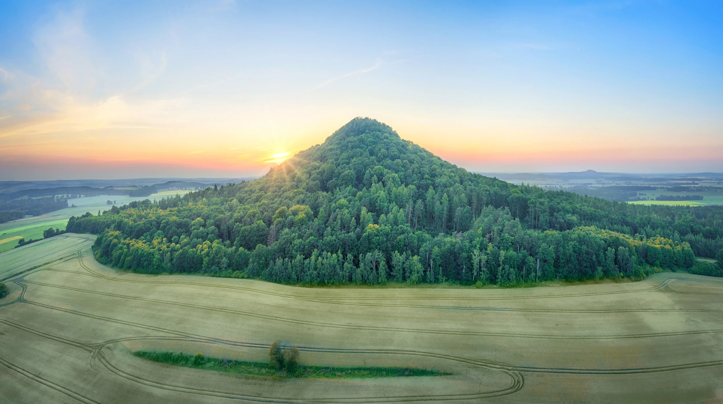 ostrzyca słup energetyczny