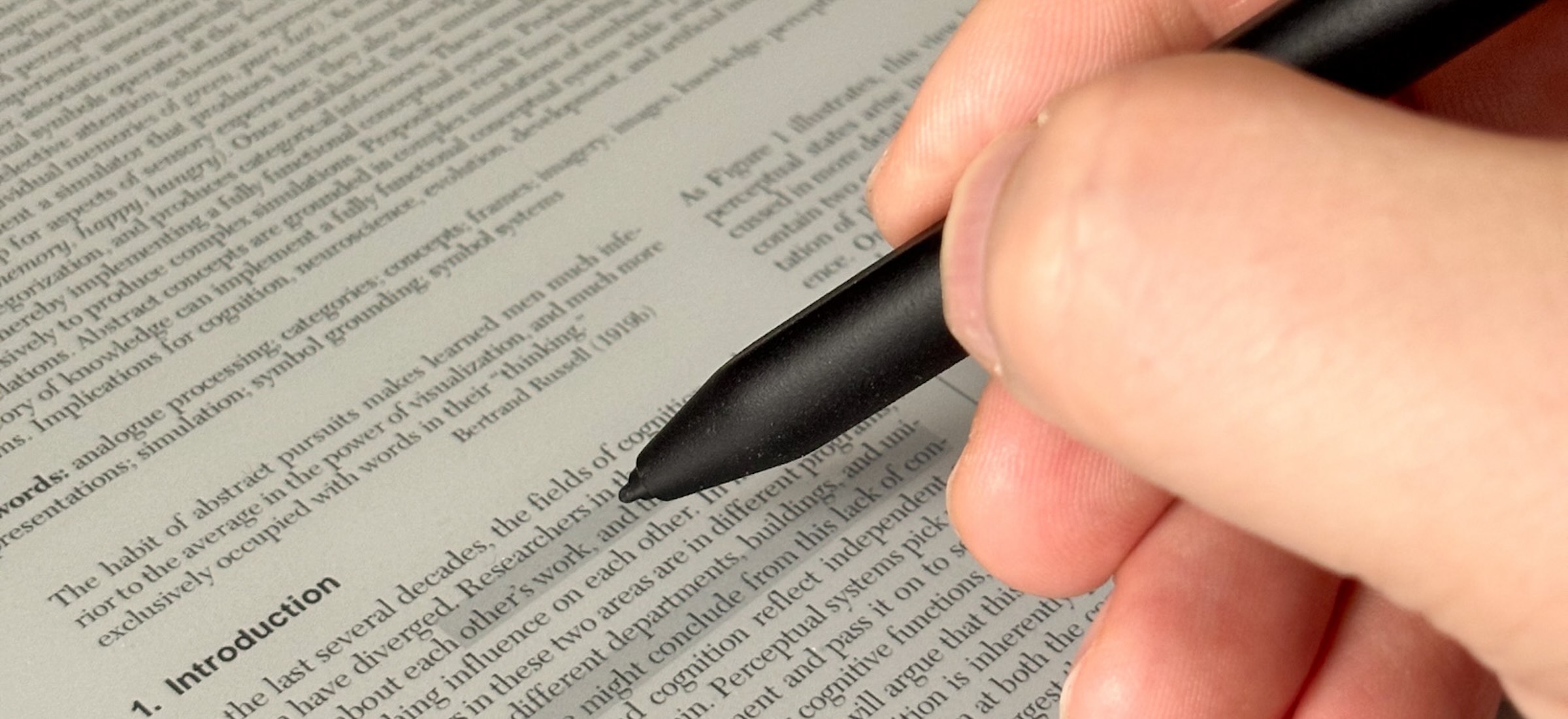 Czy notatnik z e-papierem ma sens? Zabrałem na studia reMarkable 2 i mówię, jak jest